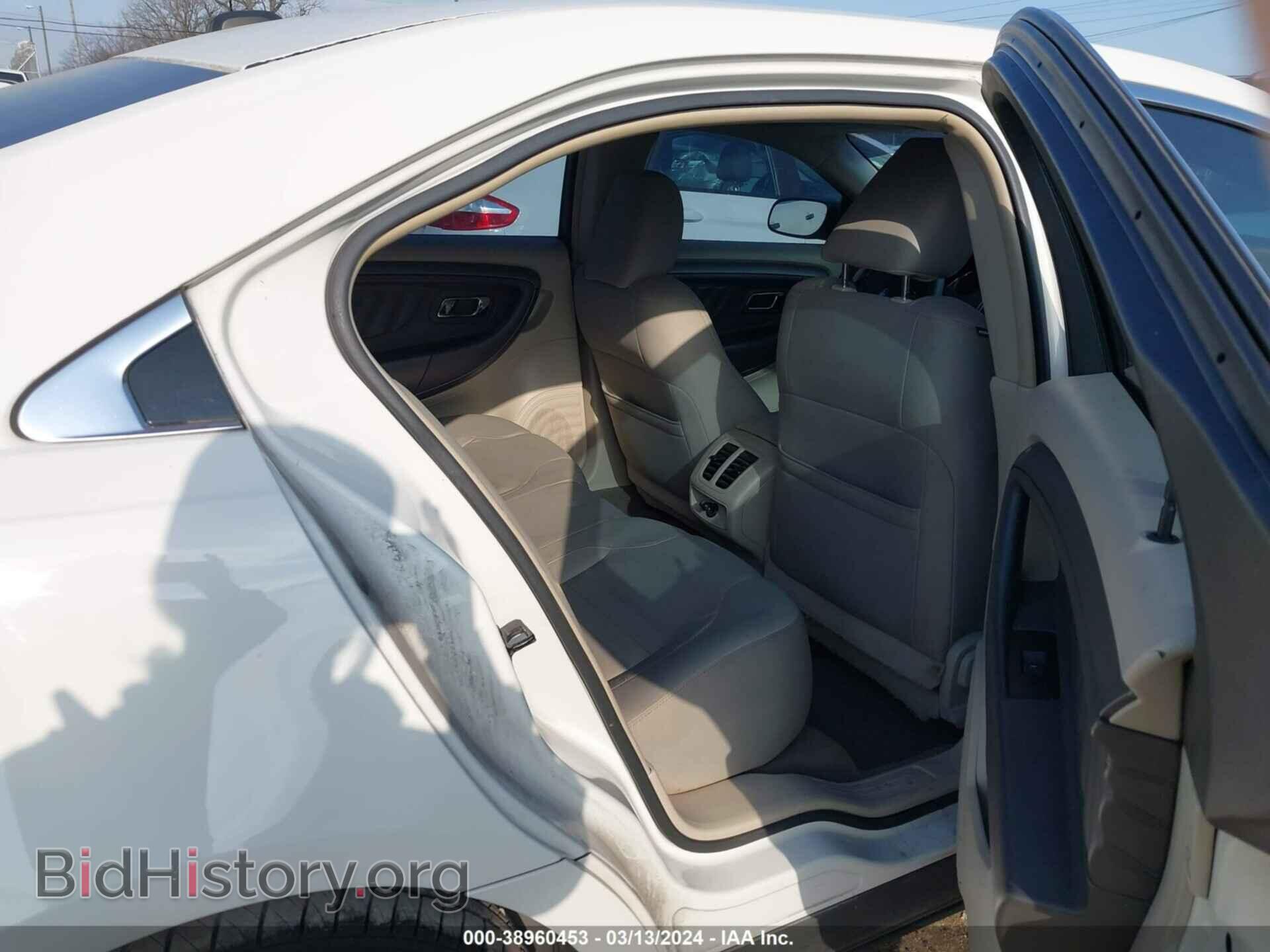 2011 FORD TAURUS - VIN: 1FAHP2DW5BG127402 - Photo 8
