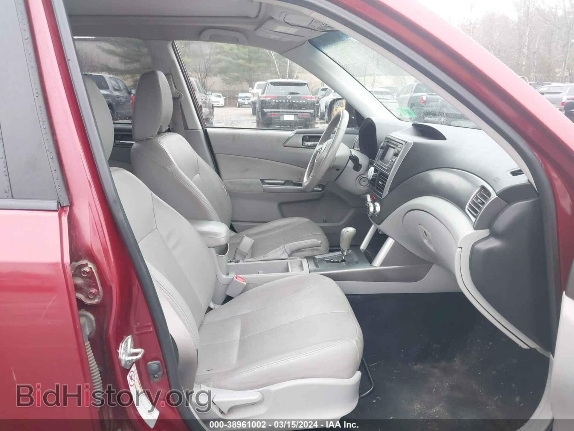 2011 SUBARU FORESTER - VIN: JF2SHAEC0BH741930 - Фото 5