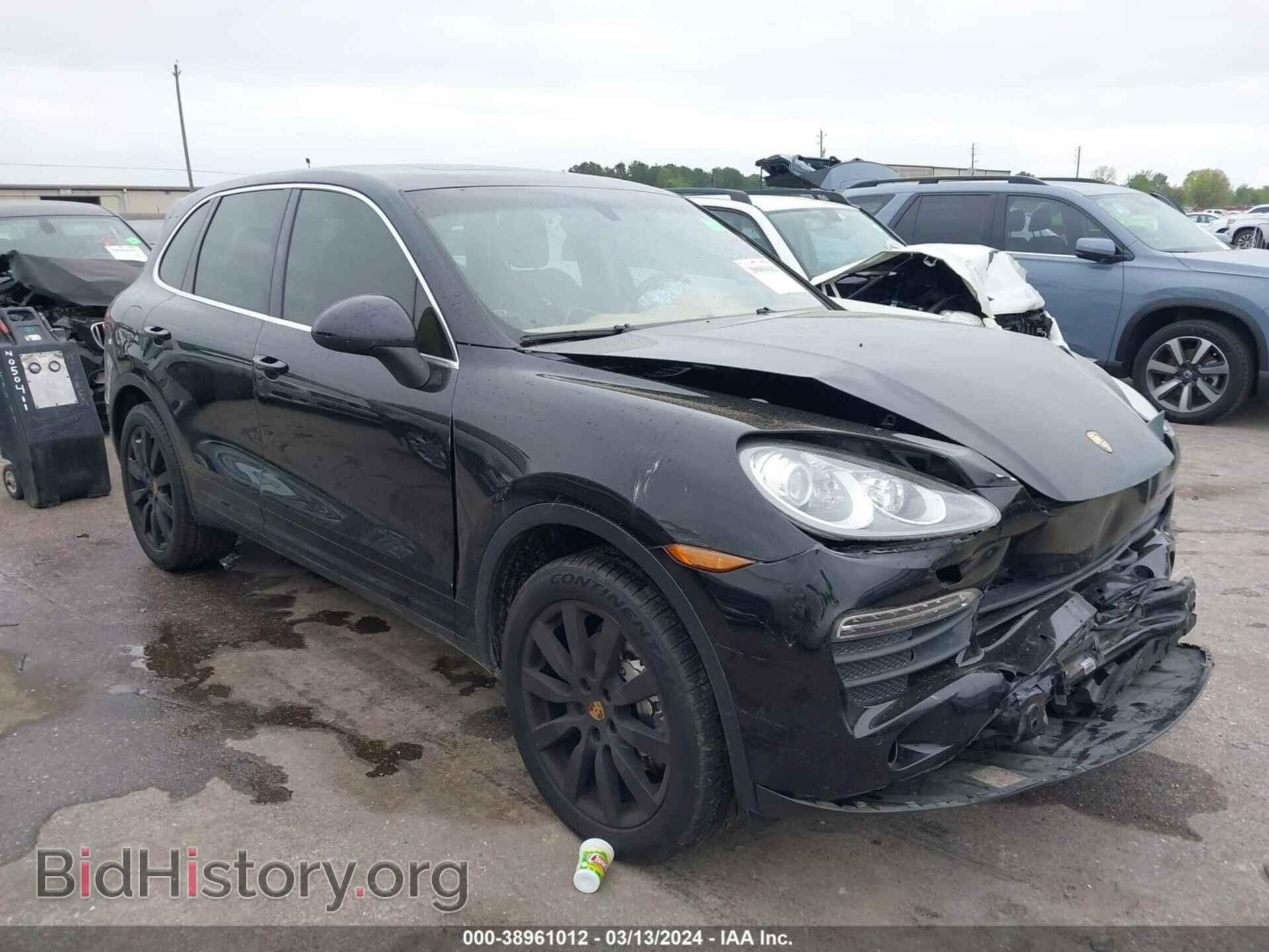 Photo WP1AB2A23DLA85364 - PORSCHE CAYENNE 2013