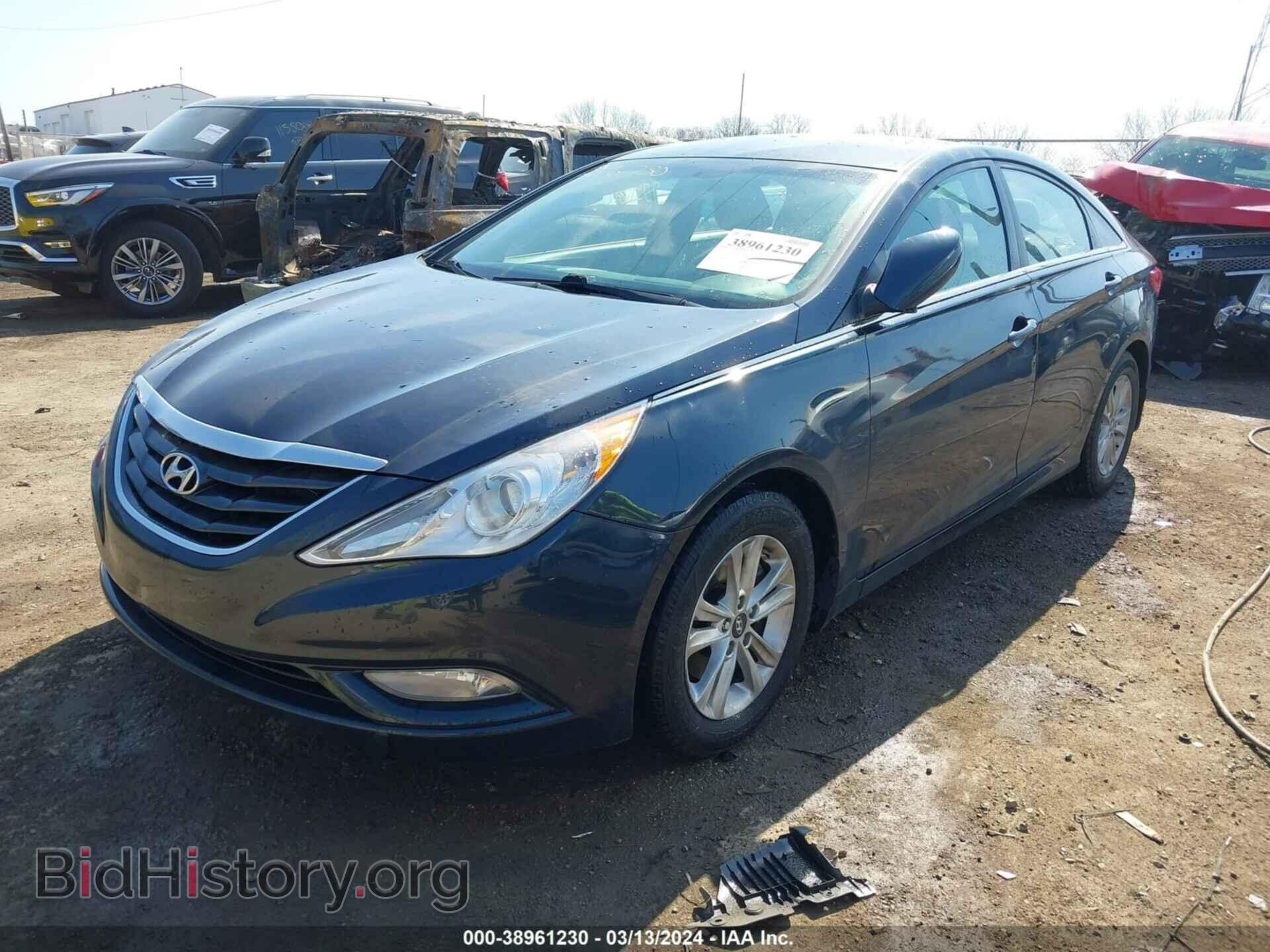 2013 HYUNDAI SONATA - VIN: 5NPEB4AC0DH774547 - Фото 2
