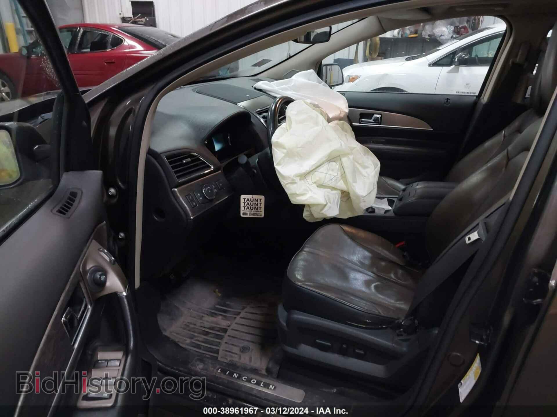 2011 LINCOLN MKX - VIN: 2LMDJ8JK3BBJ26769 - Photo 5