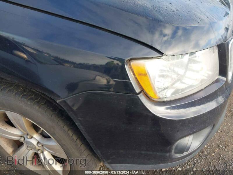 2011 Jeep COMPASS (VIN 1J4NF1FB6BD154303) — фото 6 из 11