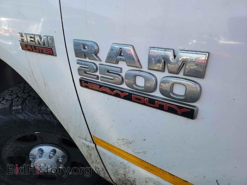 2014 RAM 2500 (VIN 3C7WR5AJXEG222085) — photo 8 of 34