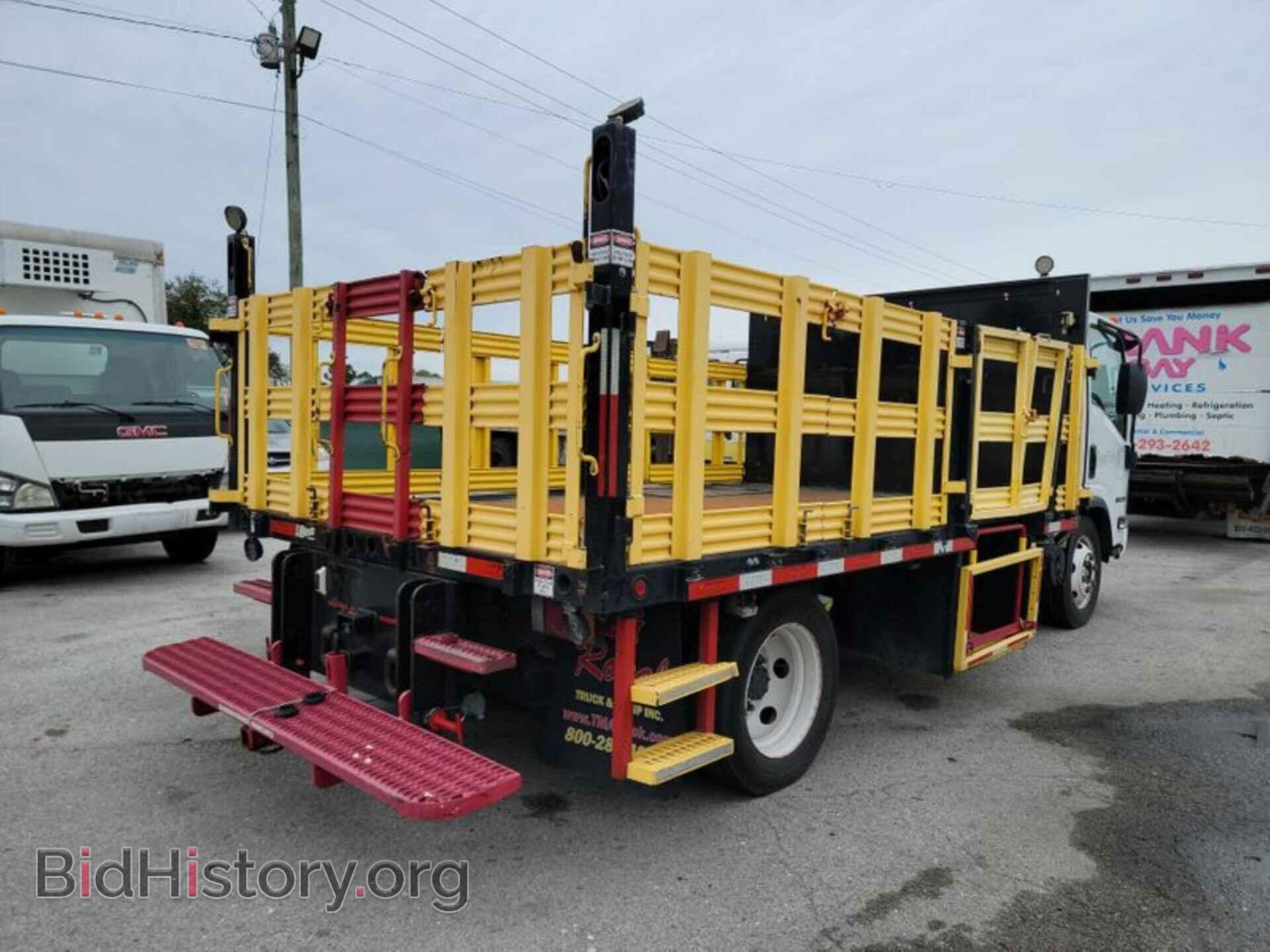 2018 ISUZU NPR HD - VIN: 54DC4W1B7JS804317 - Photo 9