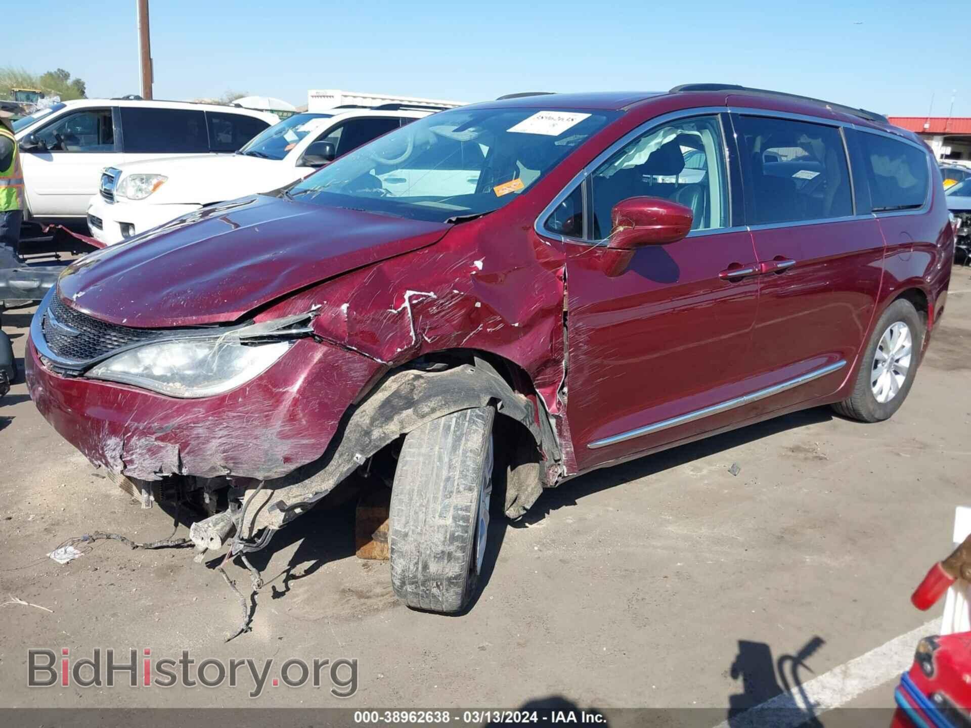 2017 CHRYSLER PACIFICA - VIN: 2C4RC1BG3HR613164 - Фото 2
