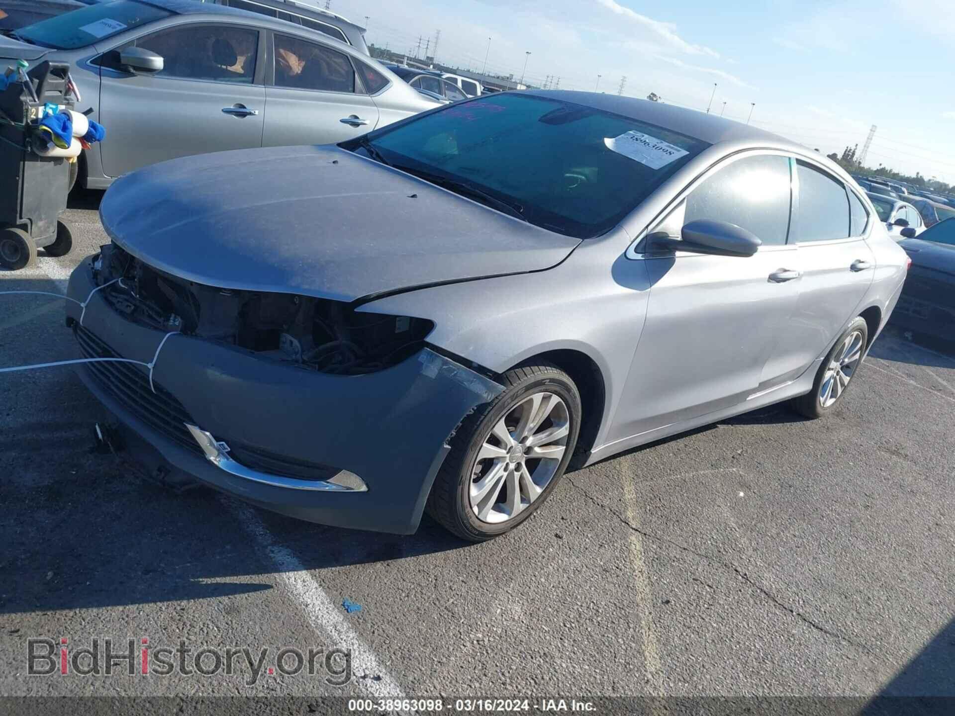 2015 CHRYSLER 200 - VIN: 1C3CCCAG7FN759682 - Фото 2