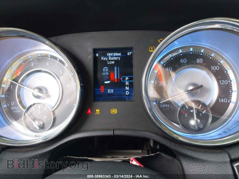 2014 Chrysler 300C (VIN 2C3CCAEG7EH175580) — фото 7 из 17