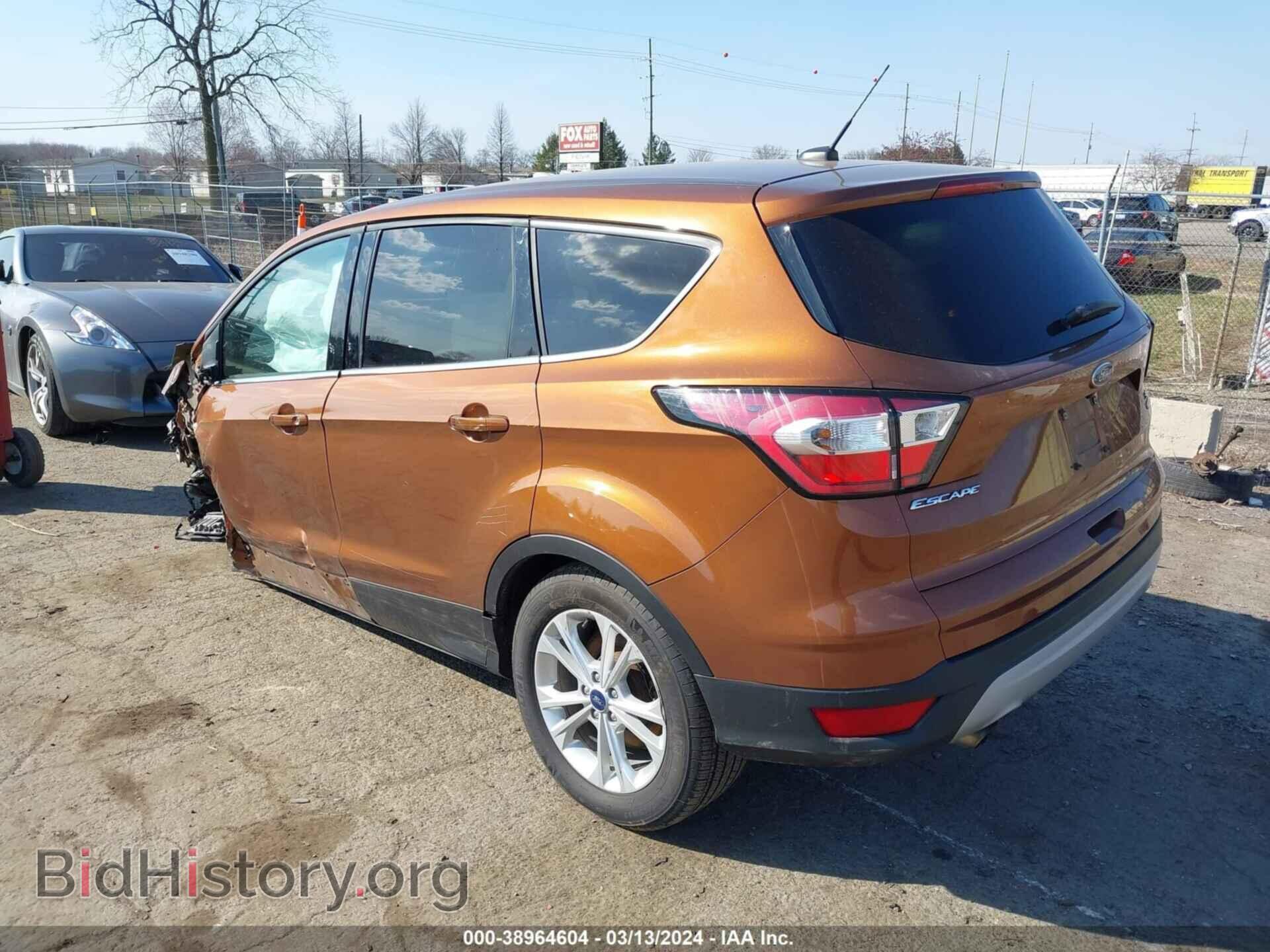 2017 FORD ESCAPE - VIN: 1FMCU0GD9HUC33451 - Фото 3