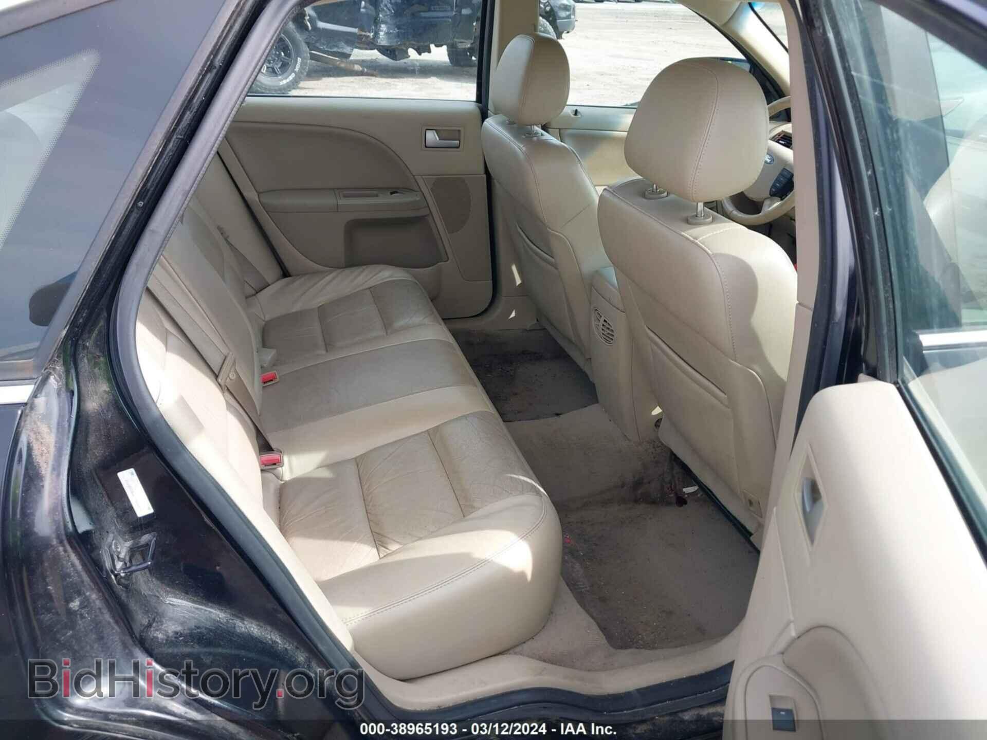 2007 FORD FIVE HUNDRED - VIN: 1FAFP24137G108494 - Фото 8