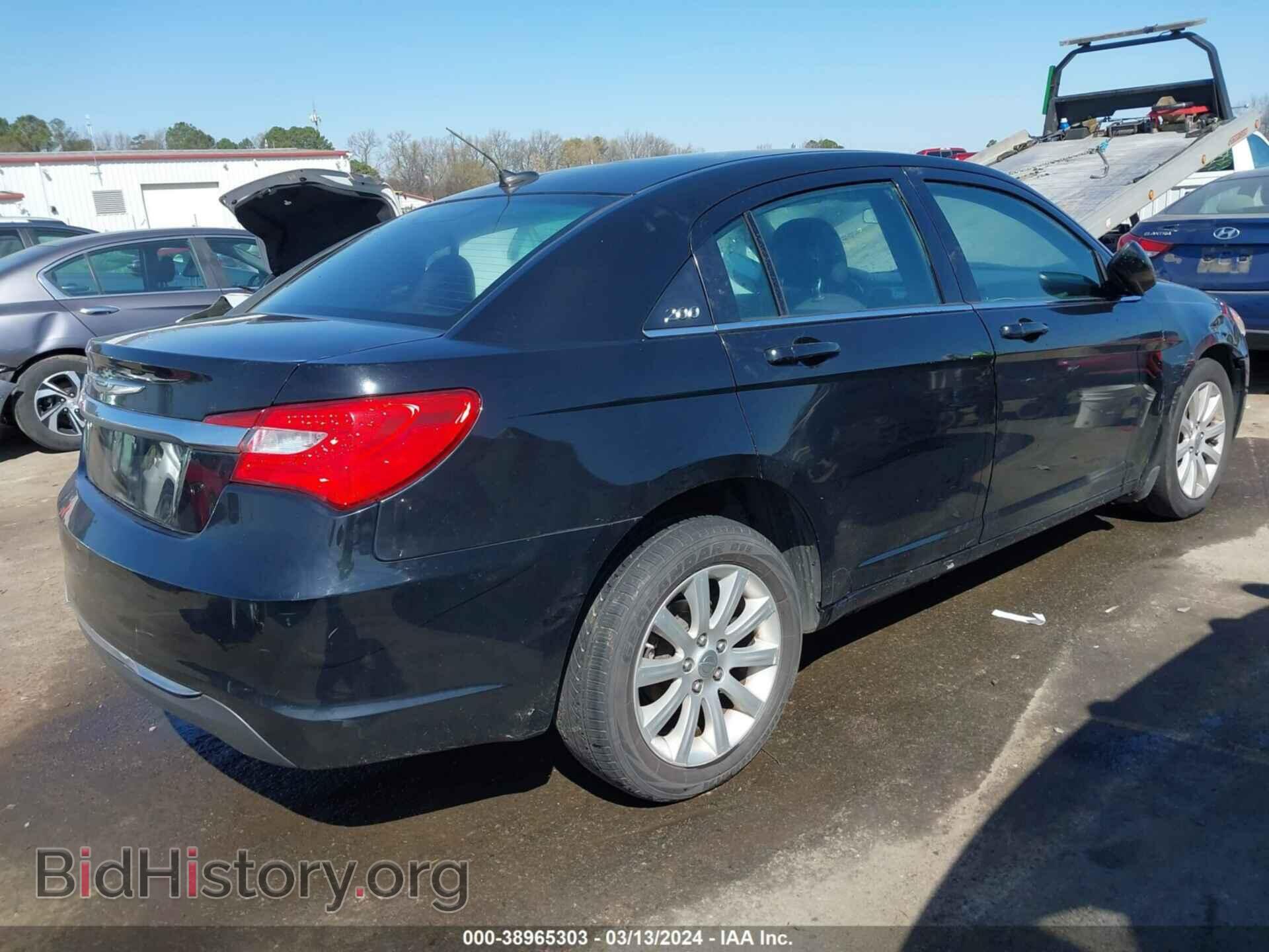 2013 CHRYSLER 200 - VIN: 1C3CCBBB1DN553252 - Фото 4