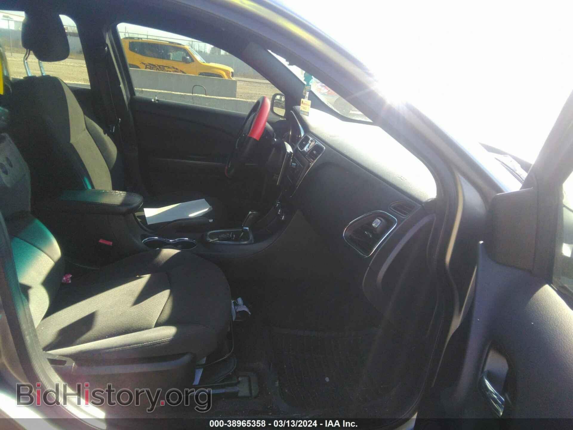 2013 CHRYSLER 200 - VIN: 1C3CCBBG3DN737877 - Фото 5