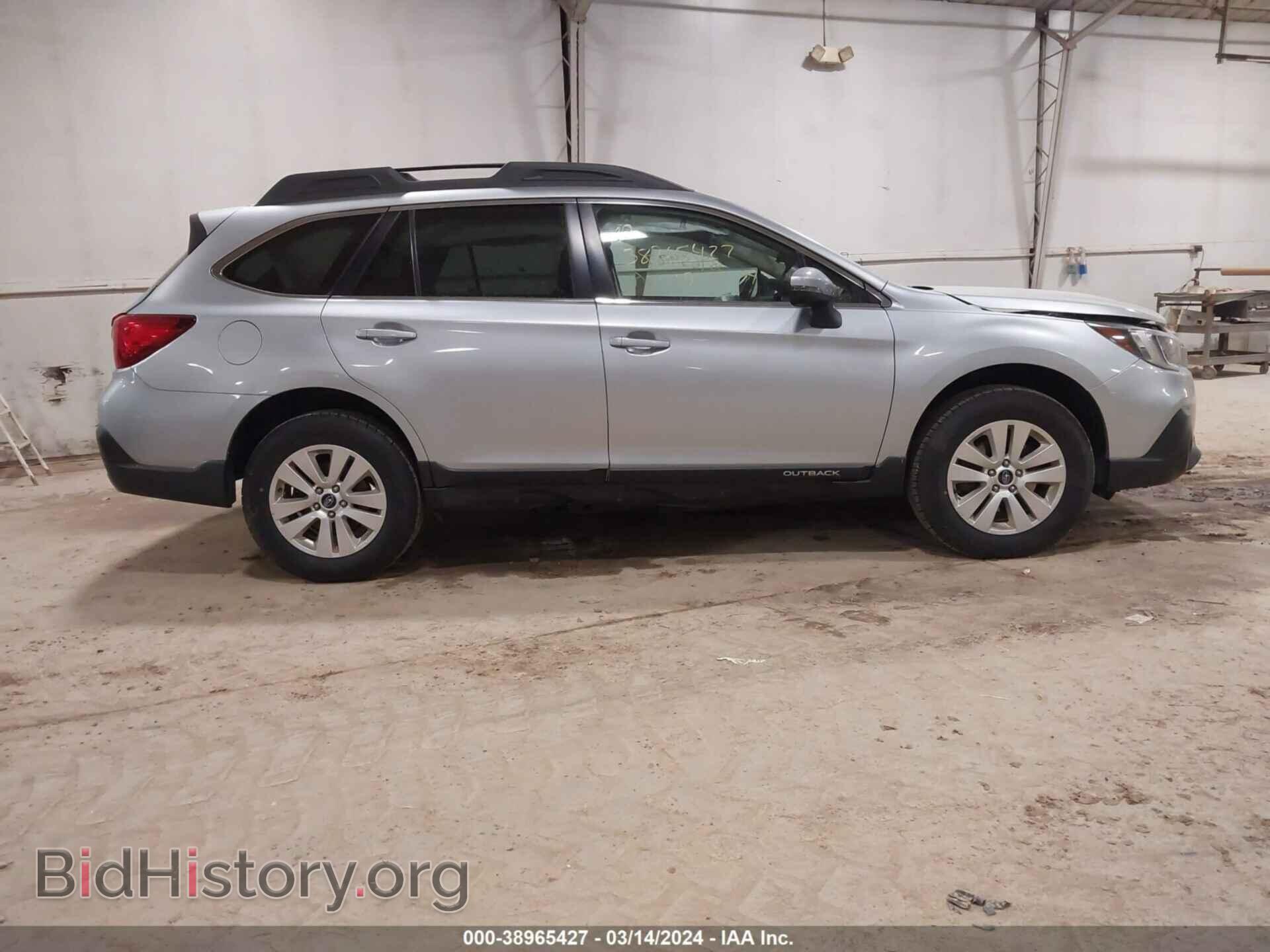 2018 SUBARU OUTBACK - VIN: 4S4BSAFC4J3302610 - Фото 13