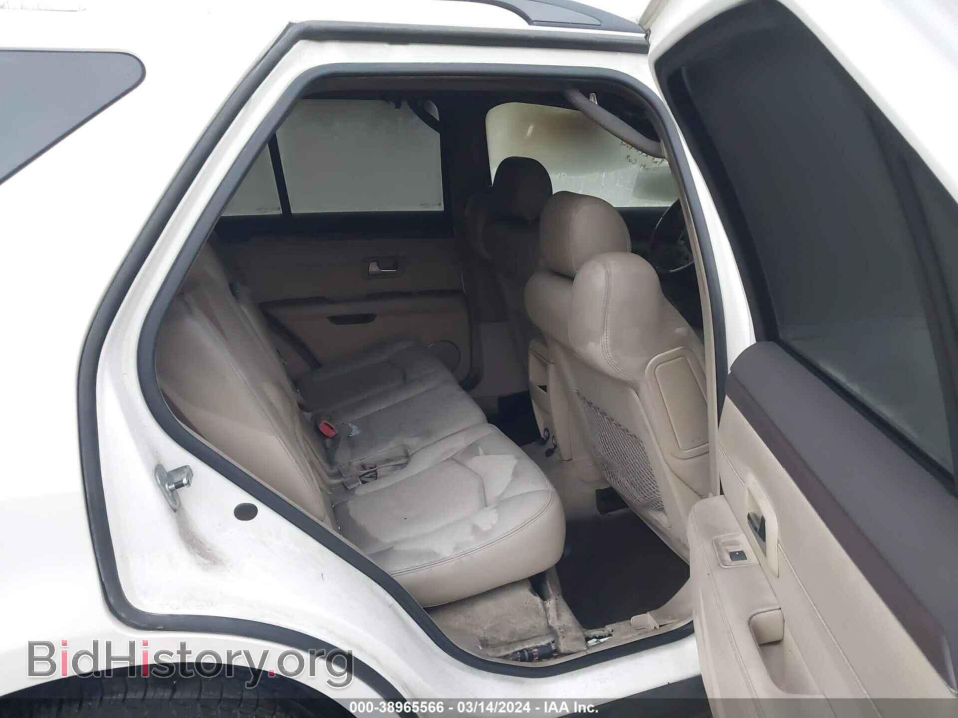2007 CADILLAC SRX - VIN: 1GYEE637770156964 - Фото 8