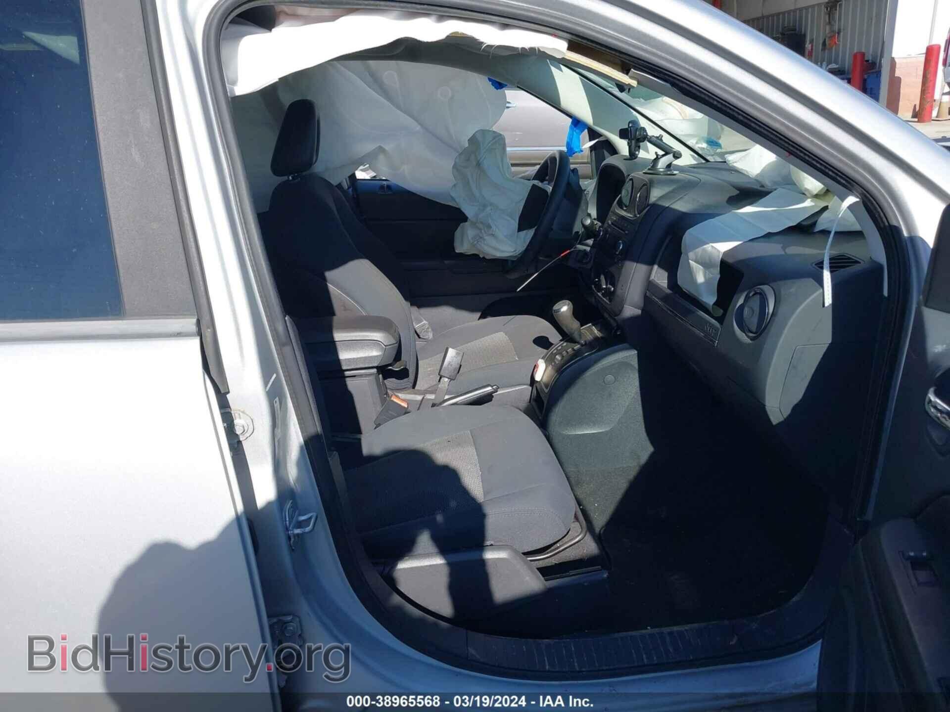 2009 JEEP COMPASS - VIN: 1J4FT47A69D234330 - Фото 5