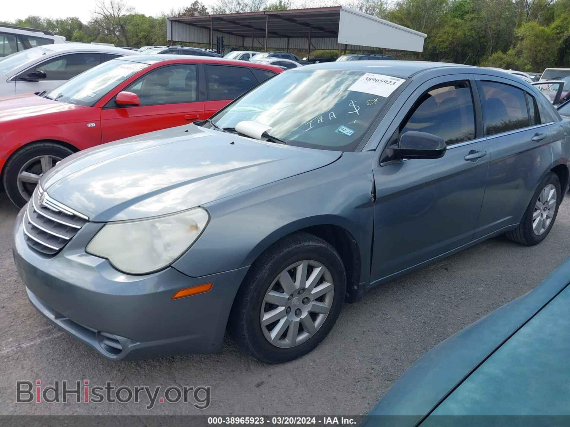 2010 CHRYSLER SEBRING - VIN: 1C3CC4FB4AN211649 - Фото 2