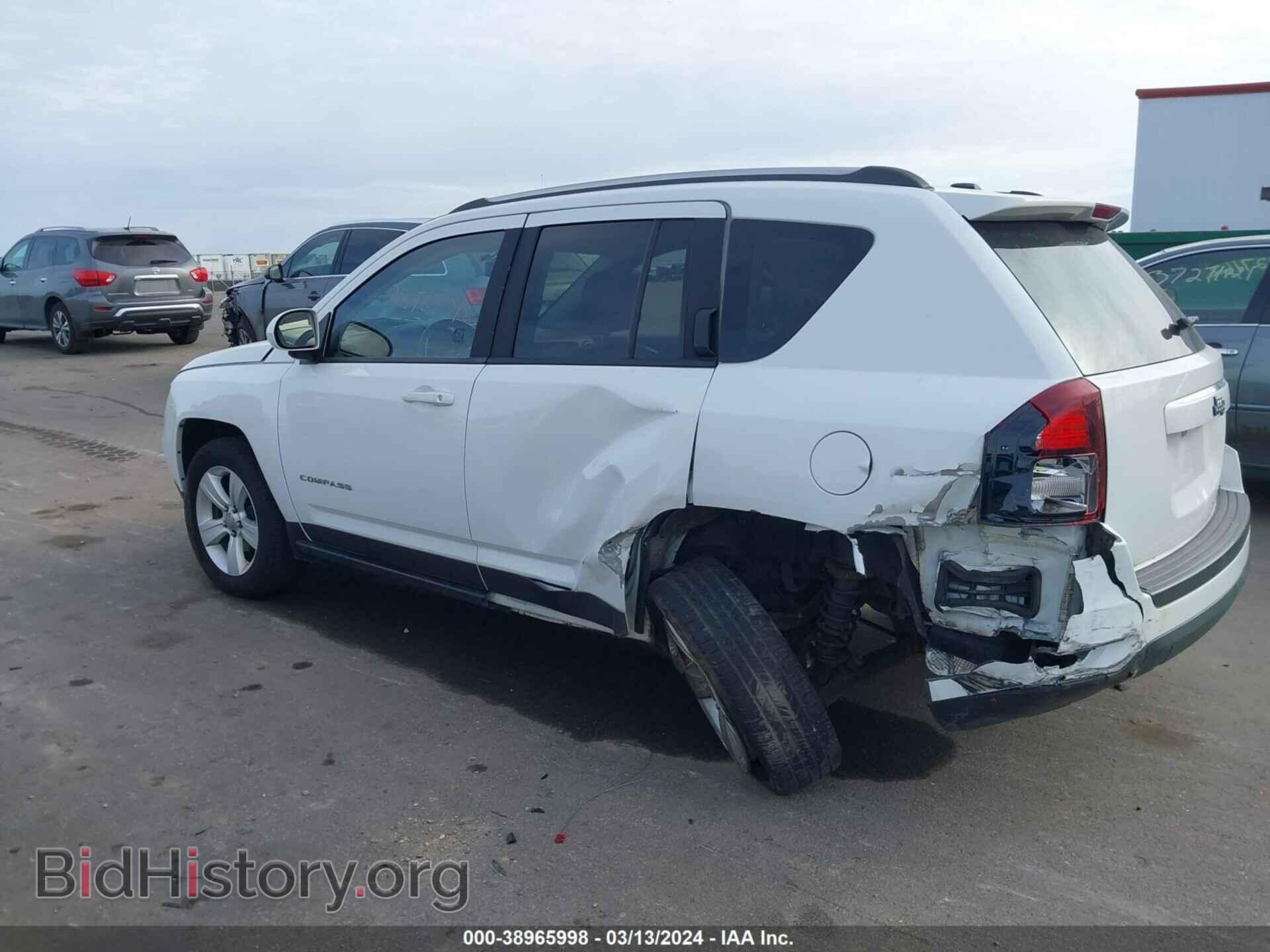 2014 JEEP COMPASS - VIN: 1C4NJCEB9ED603575 - Фото 3