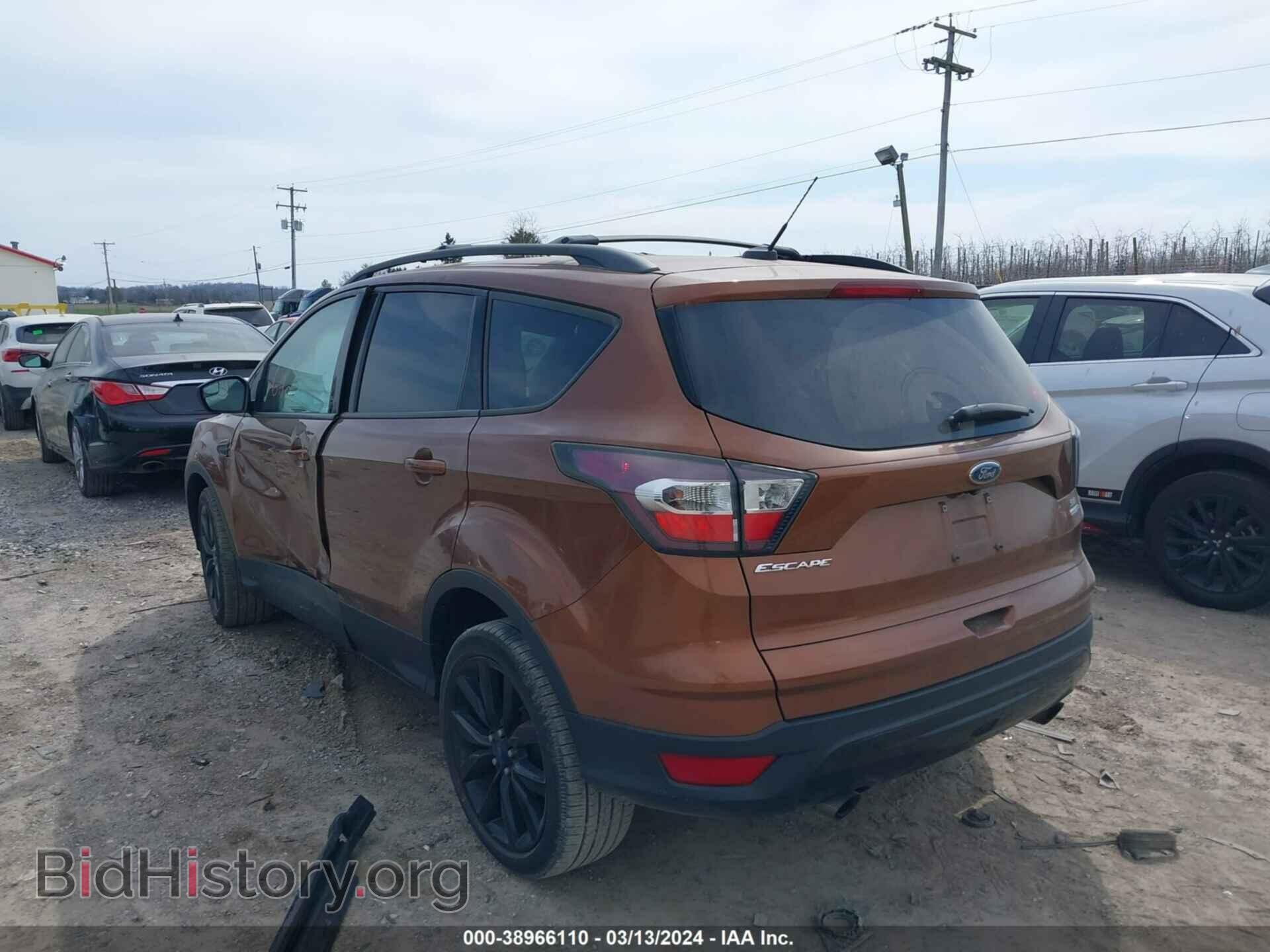 2017 FORD ESCAPE - VIN: 1FMCU9GD4HUB07972 - Фото 3