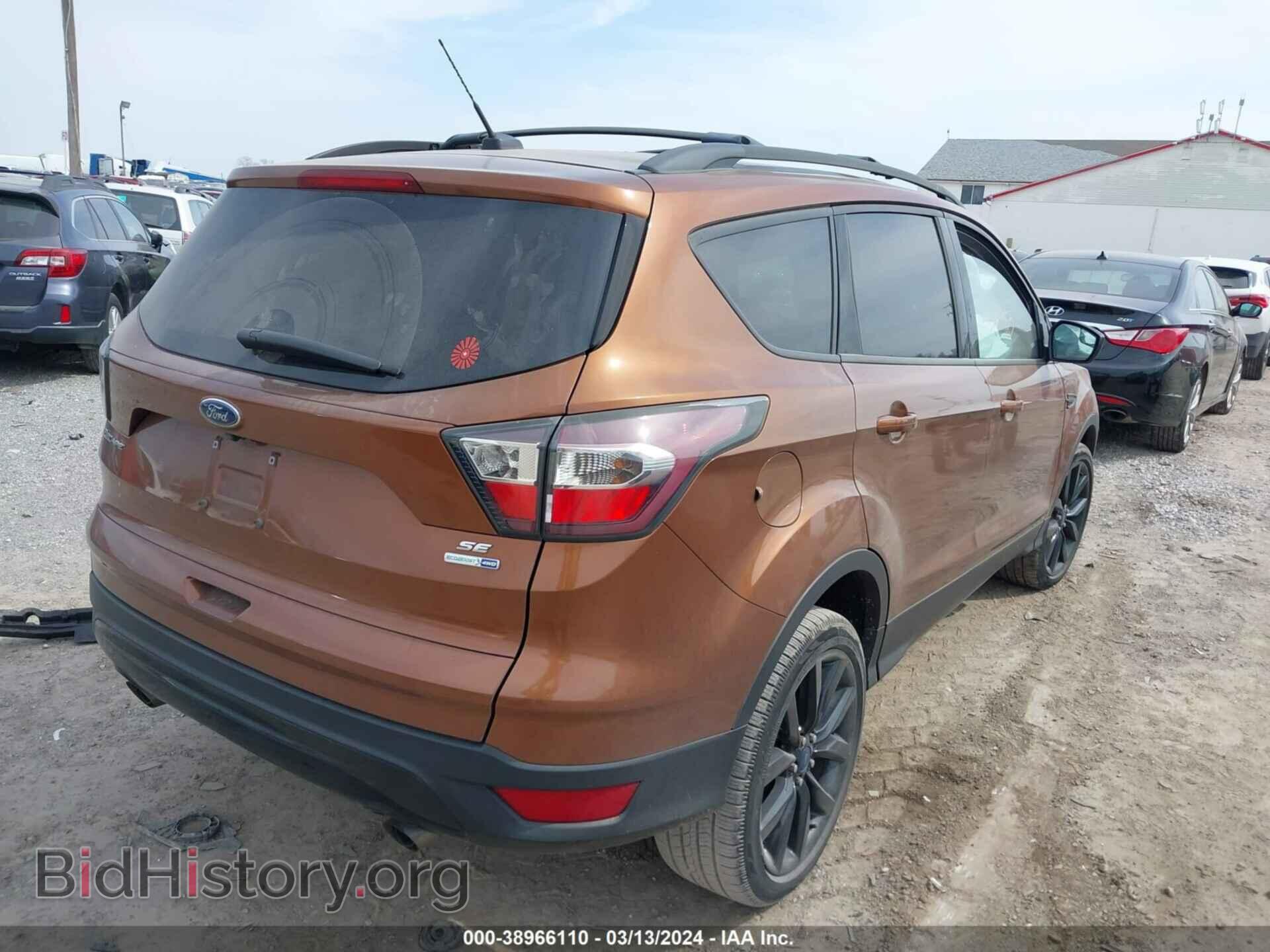 2017 FORD ESCAPE - VIN: 1FMCU9GD4HUB07972 - Фото 4