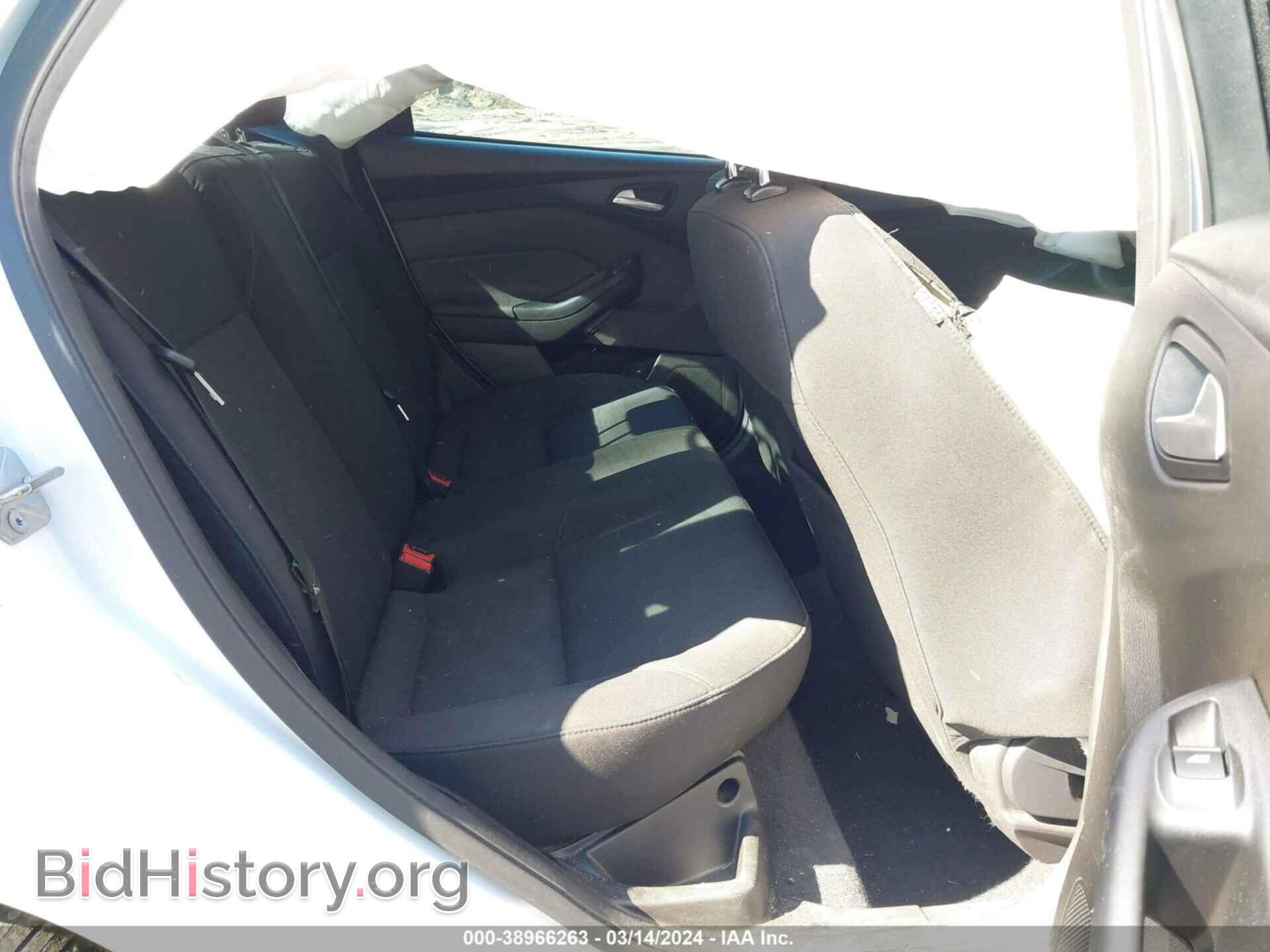 2016 FORD FOCUS - VIN: 1FADP3F21GL296863 - Фото 8