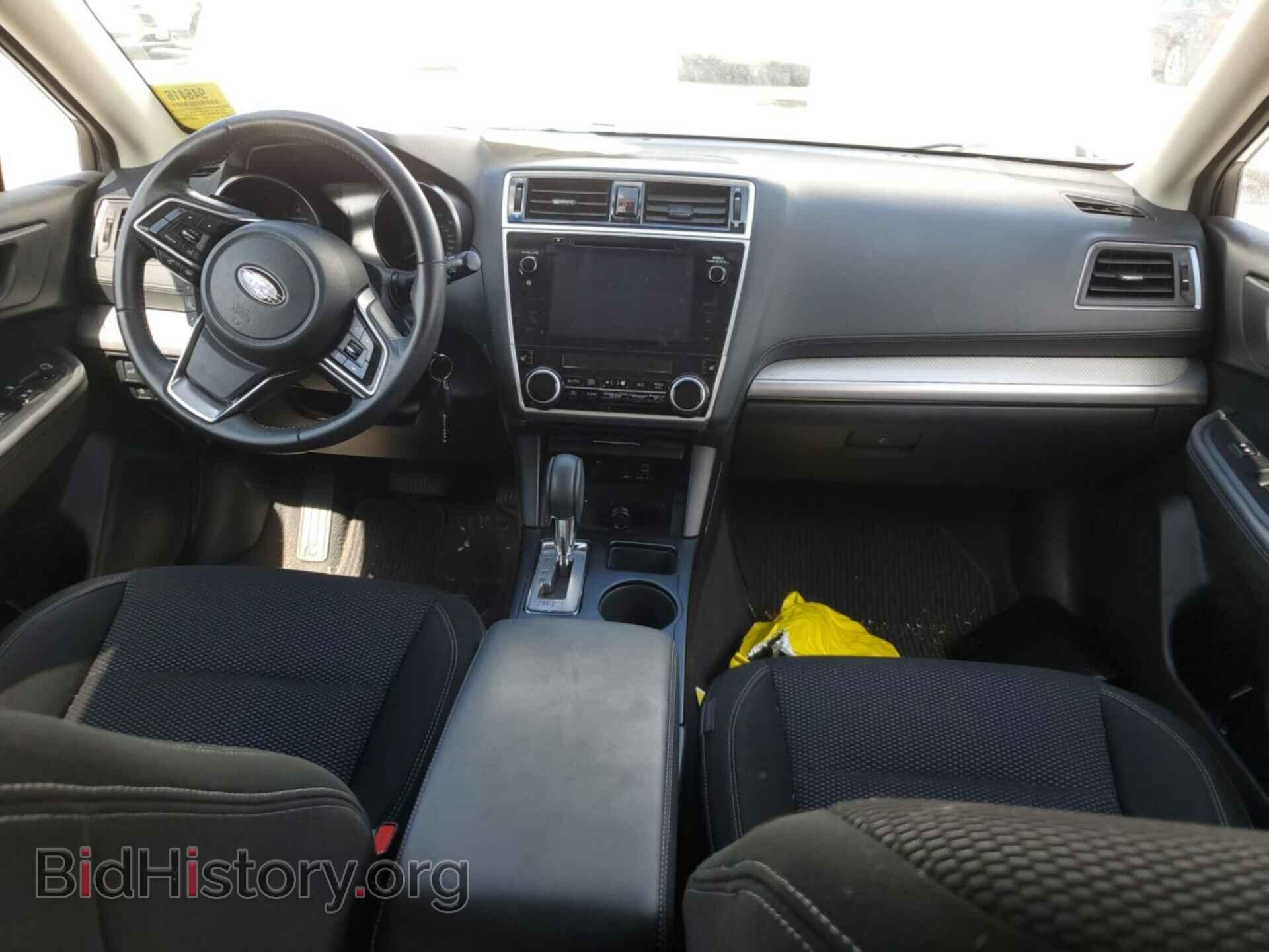 2019 SUBARU OUTBACK - VIN: 4S4BSAFC8K3311215 - Фото 9