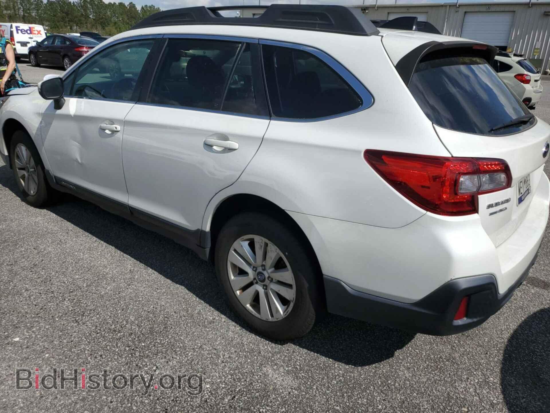 2019 SUBARU OUTBACK - VIN: 4S4BSAFC8K3311215 - Фото 10