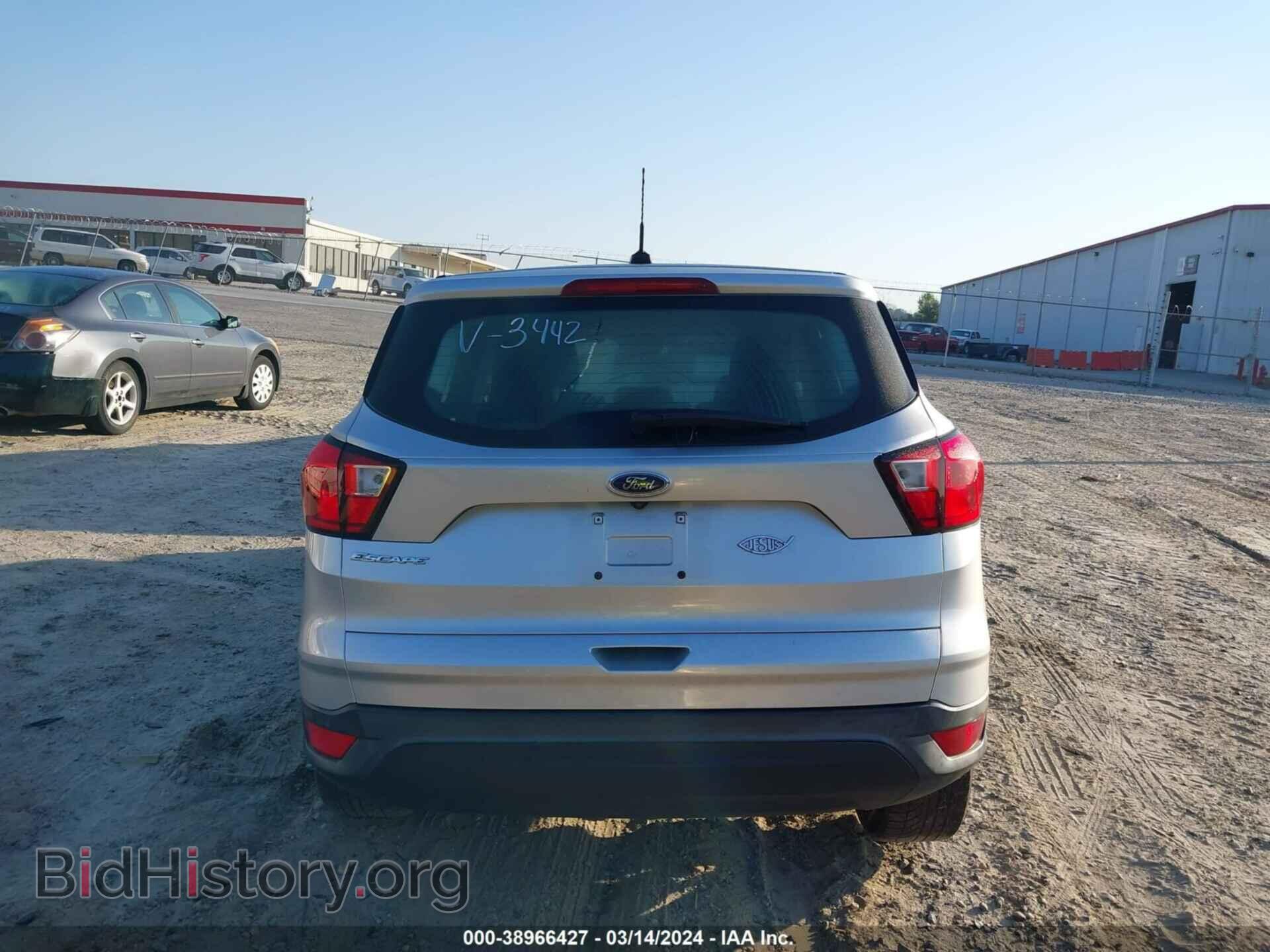 2019 FORD ESCAPE - VIN: 1FMCU0F70KUB93442 - Фото 16