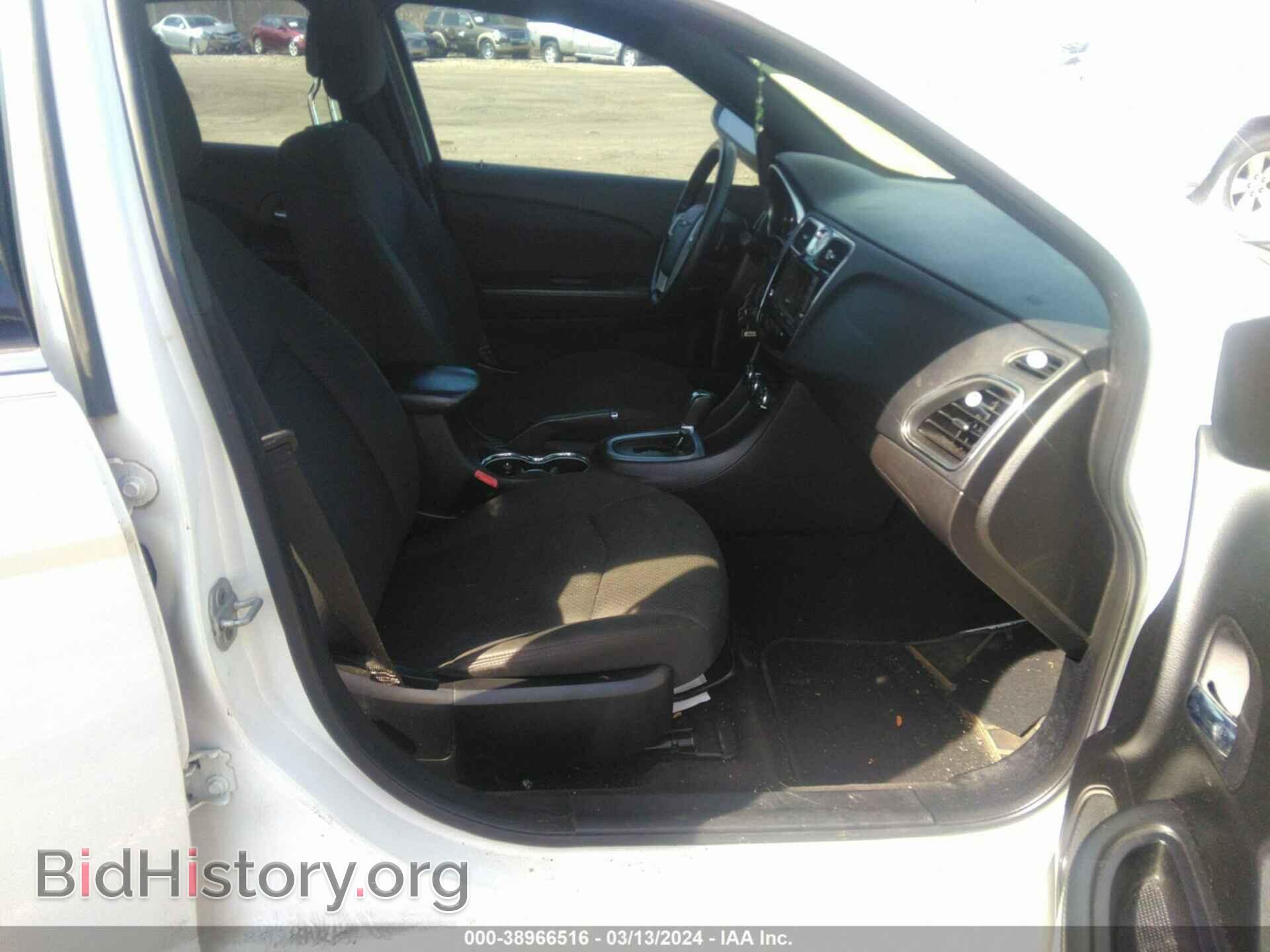 2011 CHRYSLER 200 - VIN: 1C3BC1FB9BN591129 - Фото 5