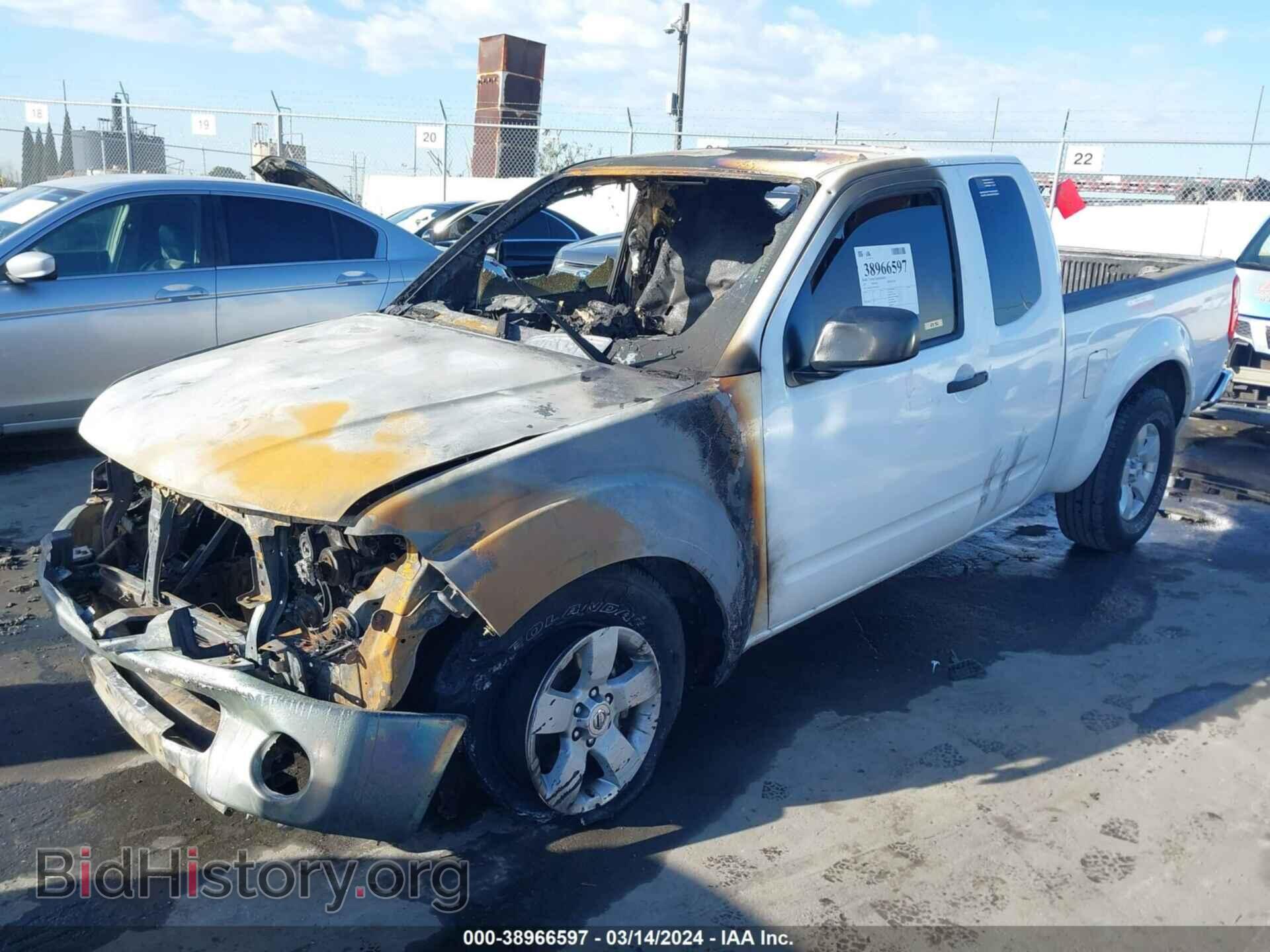 2011 NISSAN FRONTIER - VIN: 1N6AD0CU9BC405652 - Фото 2