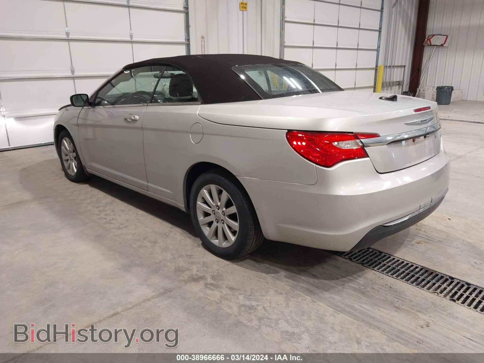 2012 CHRYSLER 200 - VIN: 1C3BCBEB2CN229605 - Фото 3