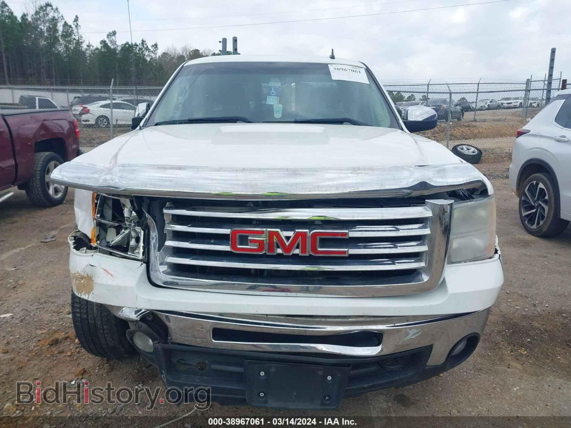 2011 GMC SIERRA 1500 - VIN: 1GTR2VE36BZ106839 - Фото 6