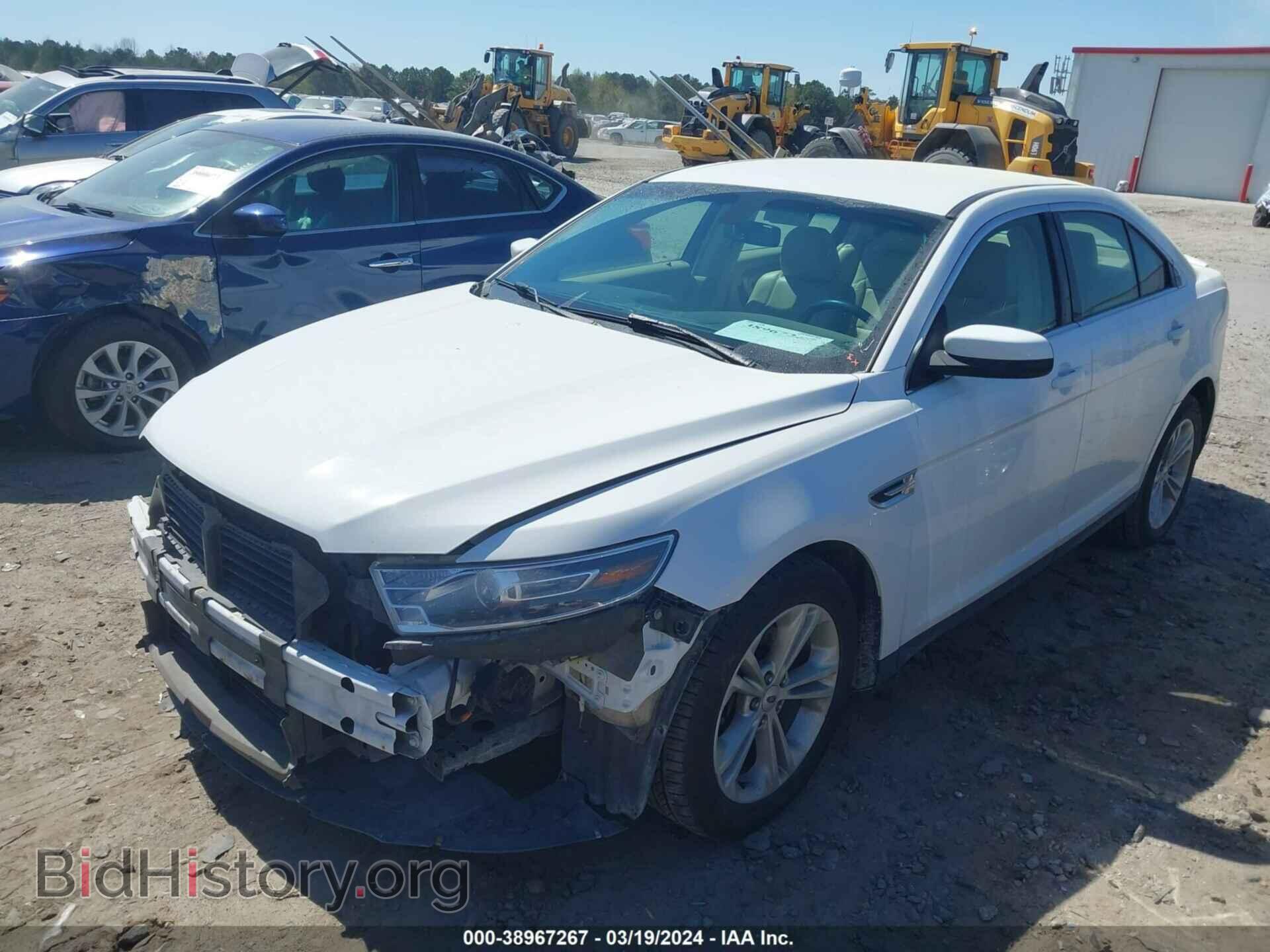 2018 FORD TAURUS - VIN: 1FAHP2E80JG119335 - Фото 2