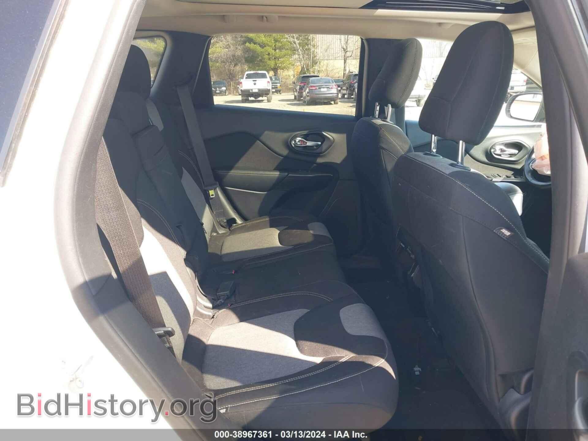 2014 JEEP CHEROKEE - VIN: 1C4PJMCS7EW122424 - Фото 8