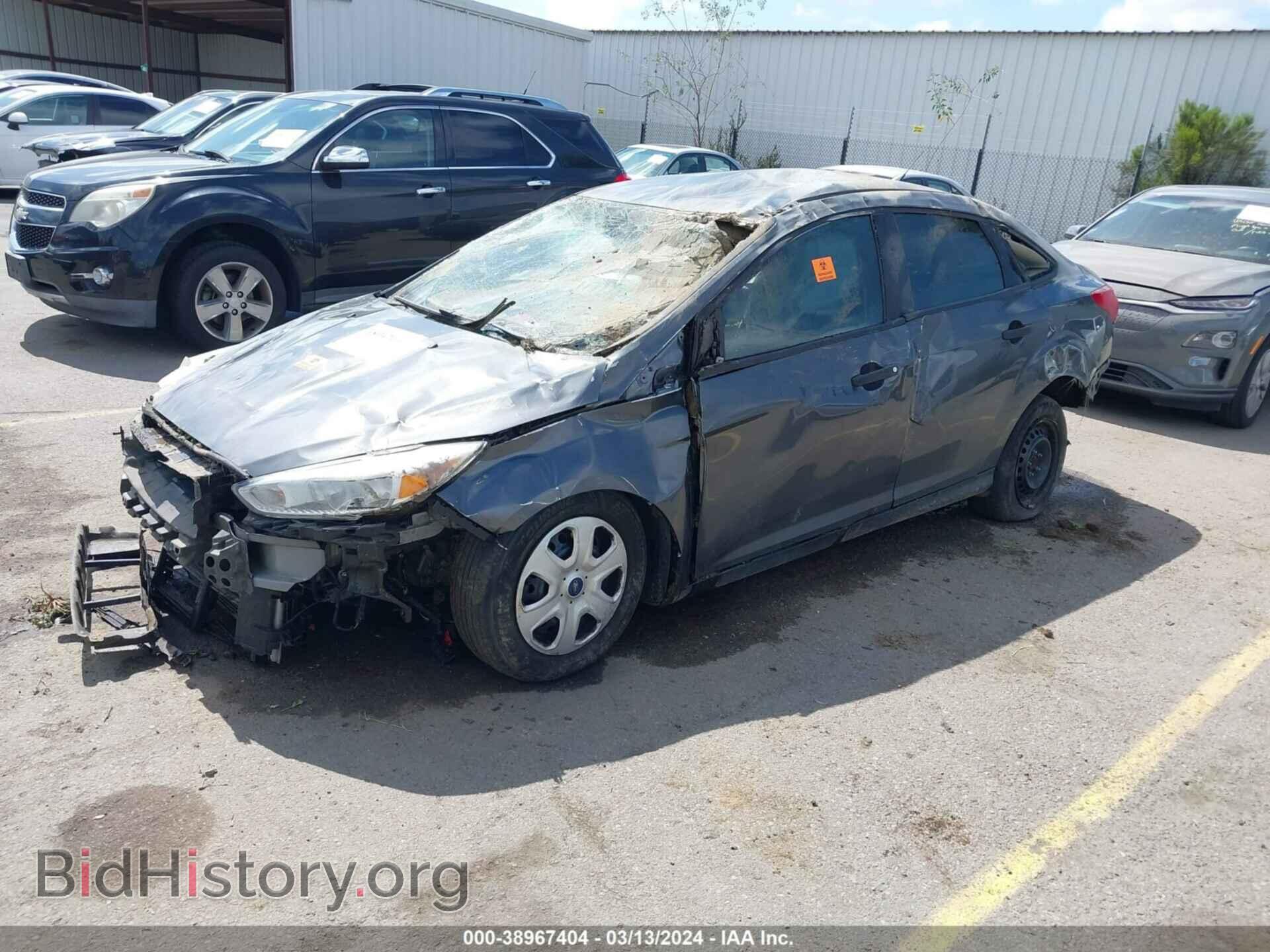 2017 FORD FOCUS - VIN: 1FADP3E2XHL244716 - Photo 2