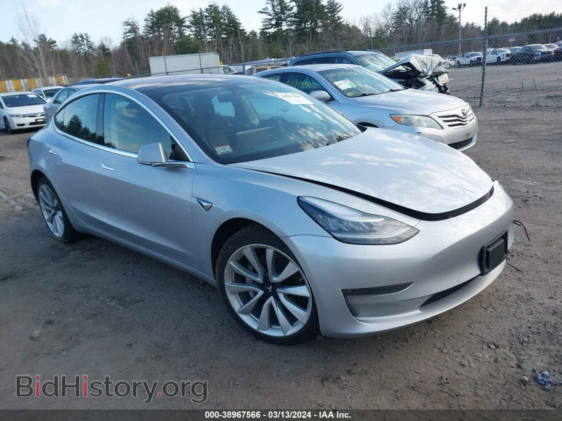 Фотография 5YJ3E1EB9JF116881 - TESLA MODEL 3 2018