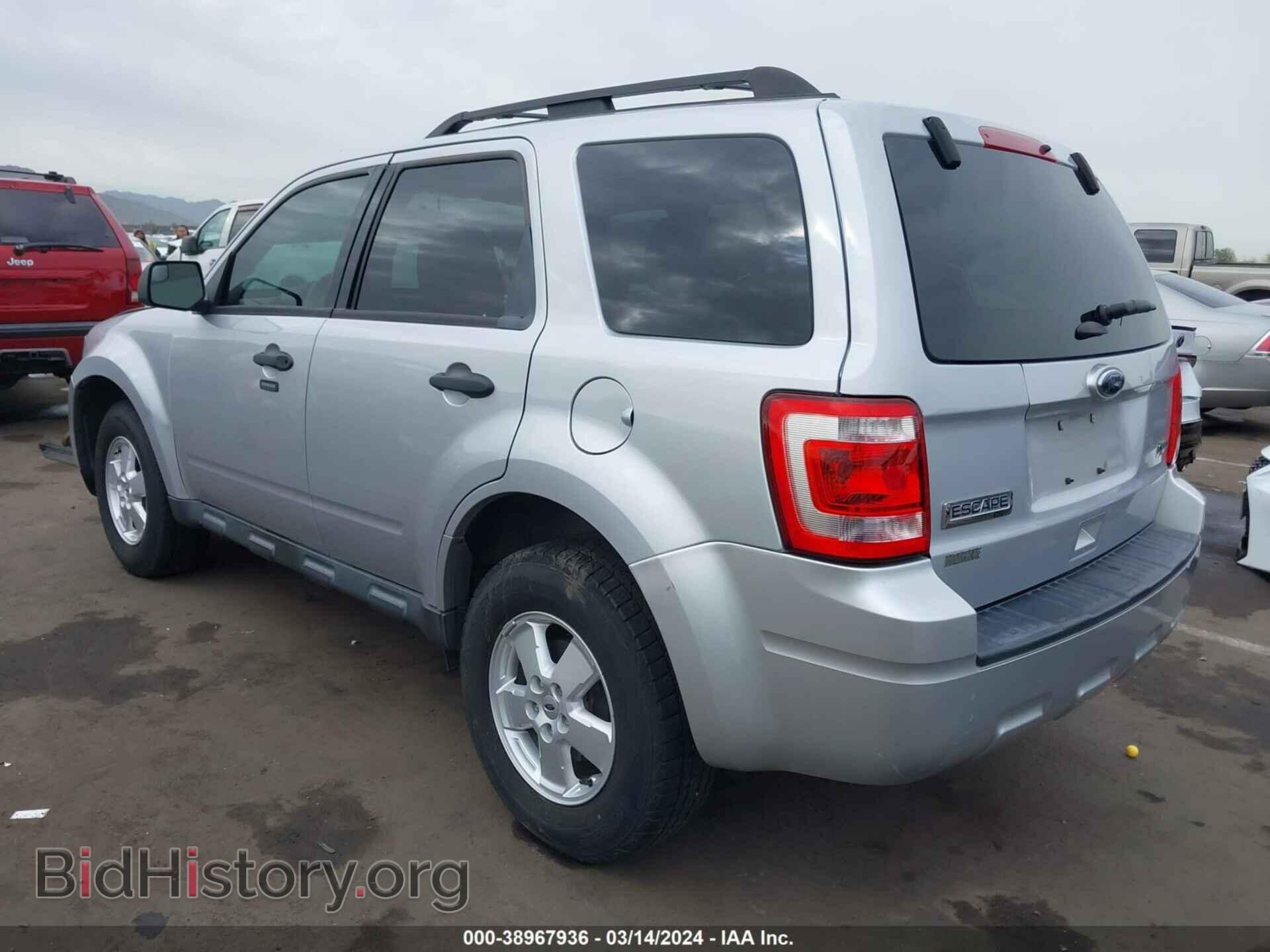 2012 FORD ESCAPE - VIN: 1FMCU9DG9CKC83452 - Фото 3