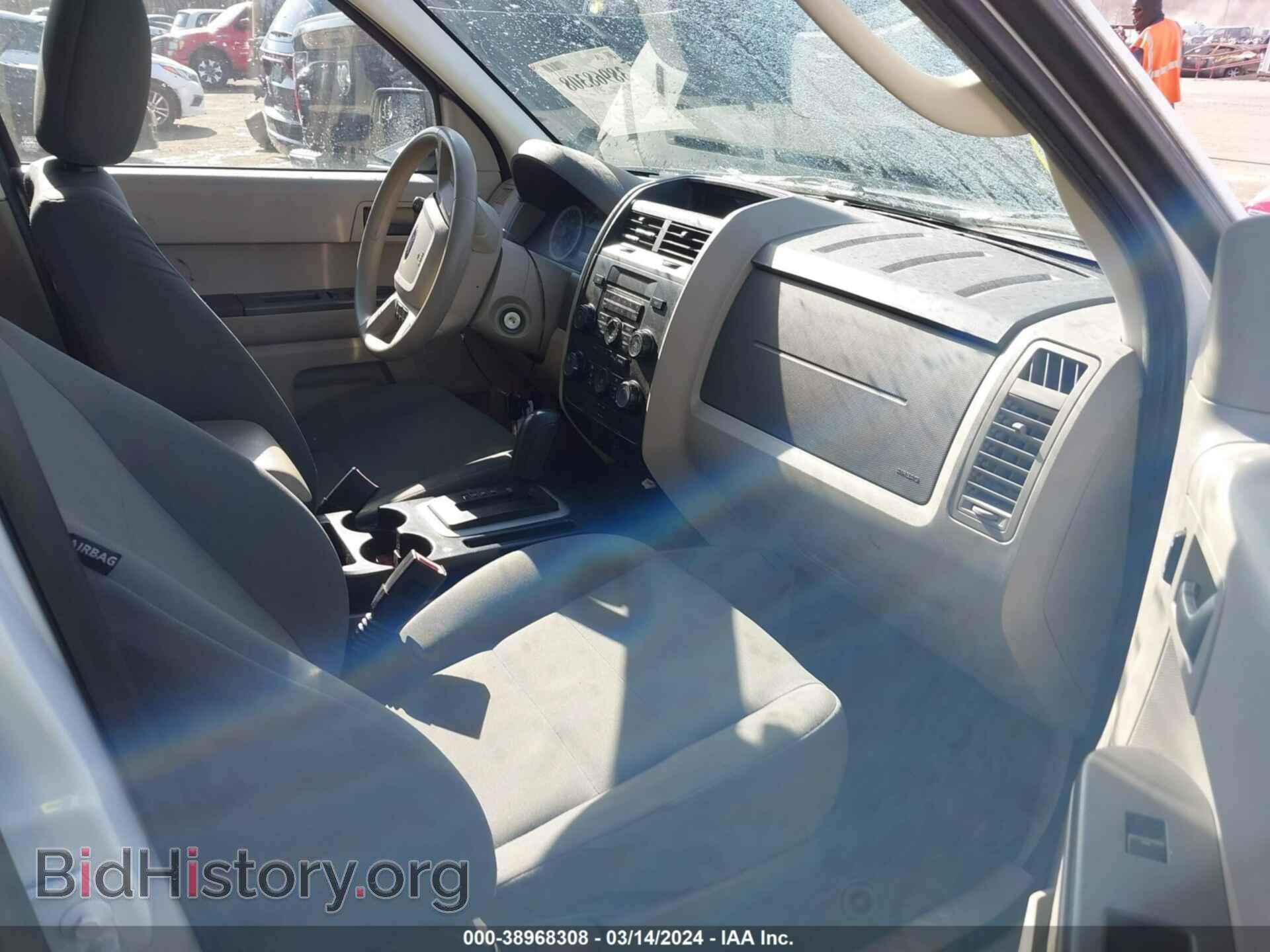 2011 FORD ESCAPE - VIN: 1FMCU0C77BKB99688 - Фото 5
