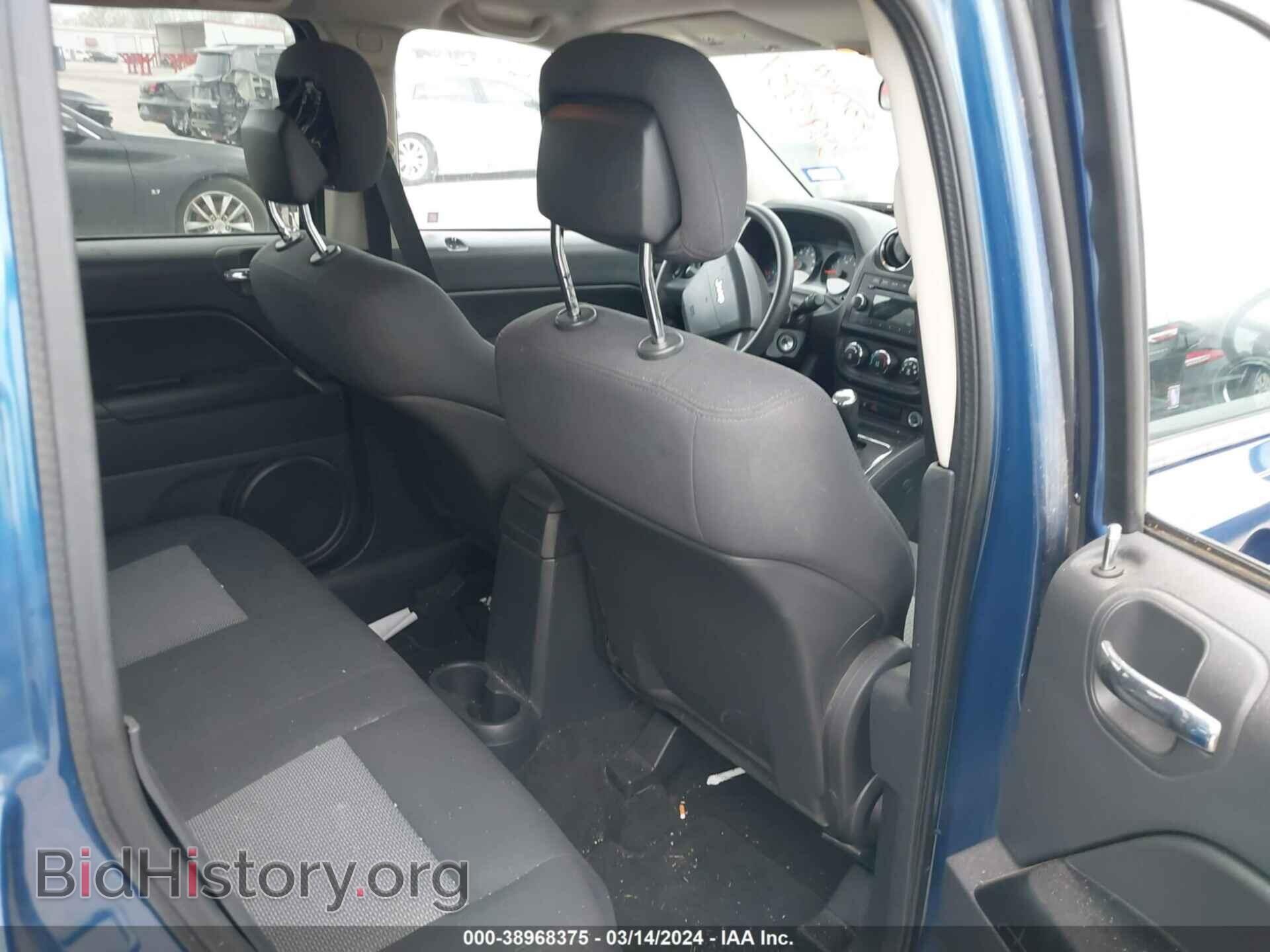 2010 JEEP COMPASS - VIN: 1J4NT4FA2AD504803 - Фото 8