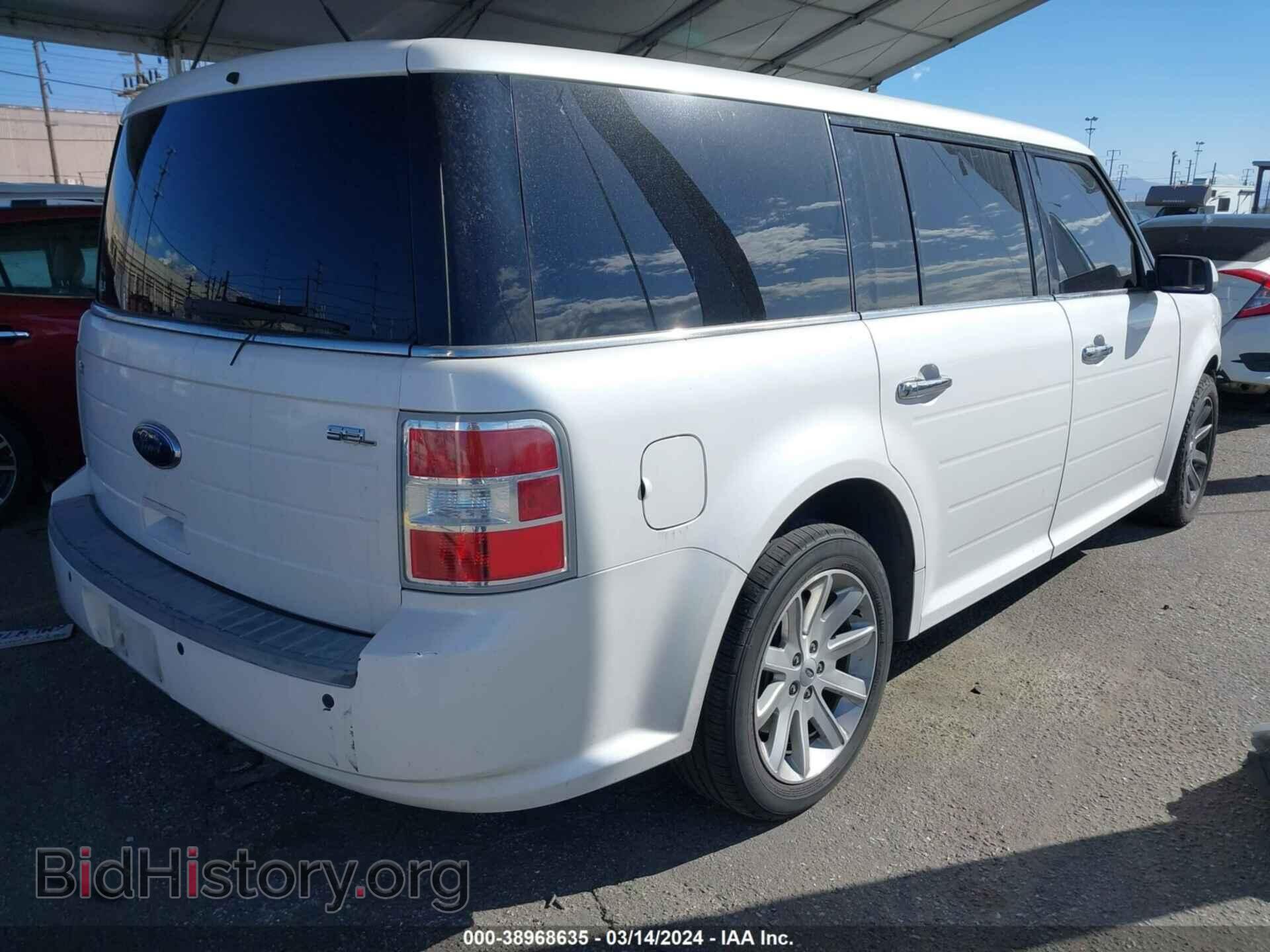 2010 FORD FLEX - VIN: 2FMGK5CC1ABA82182 - Photo 4