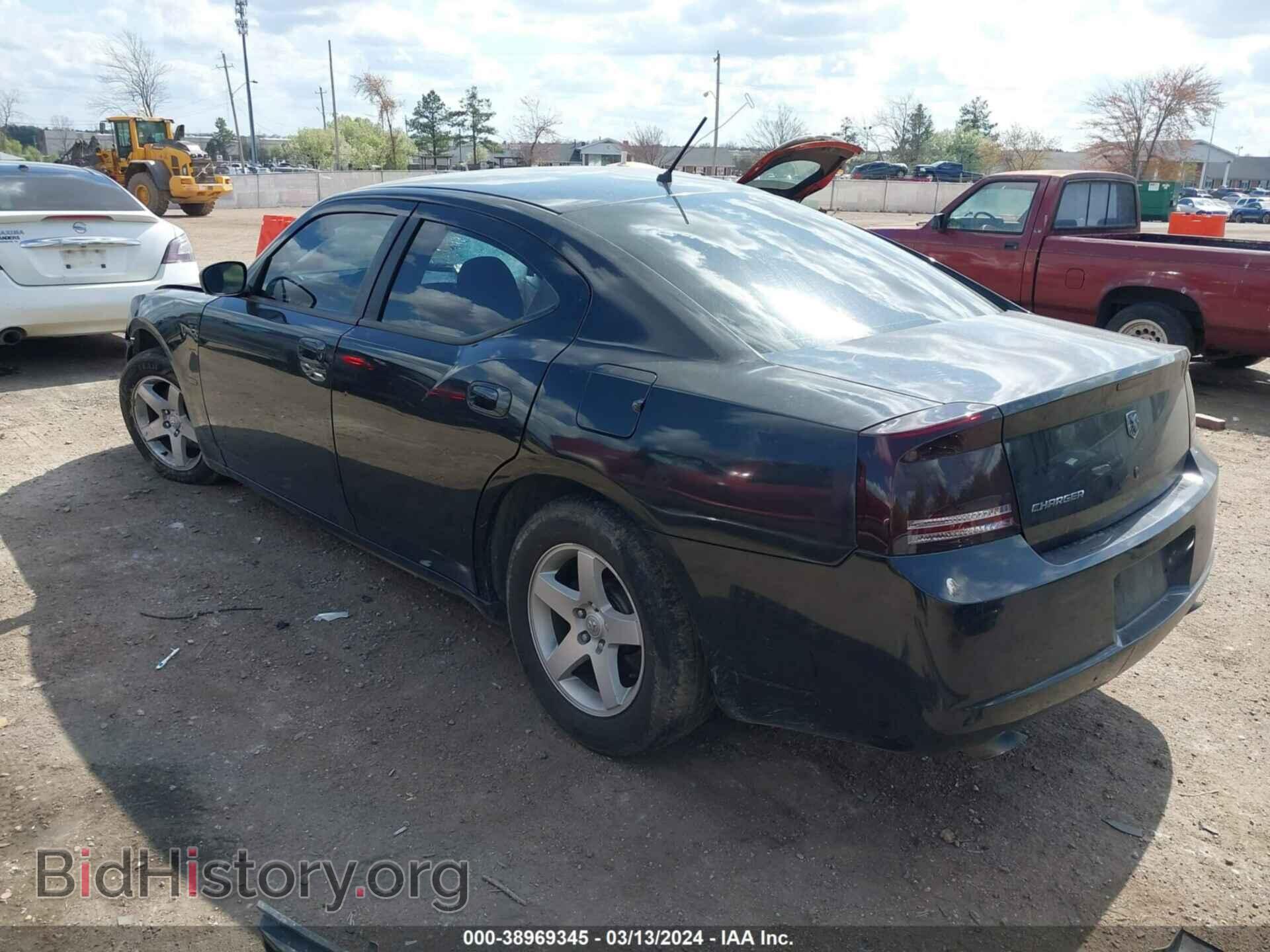 2008 DODGE CHARGER - VIN: 2B3LA43RX8H180494 - Фото 3
