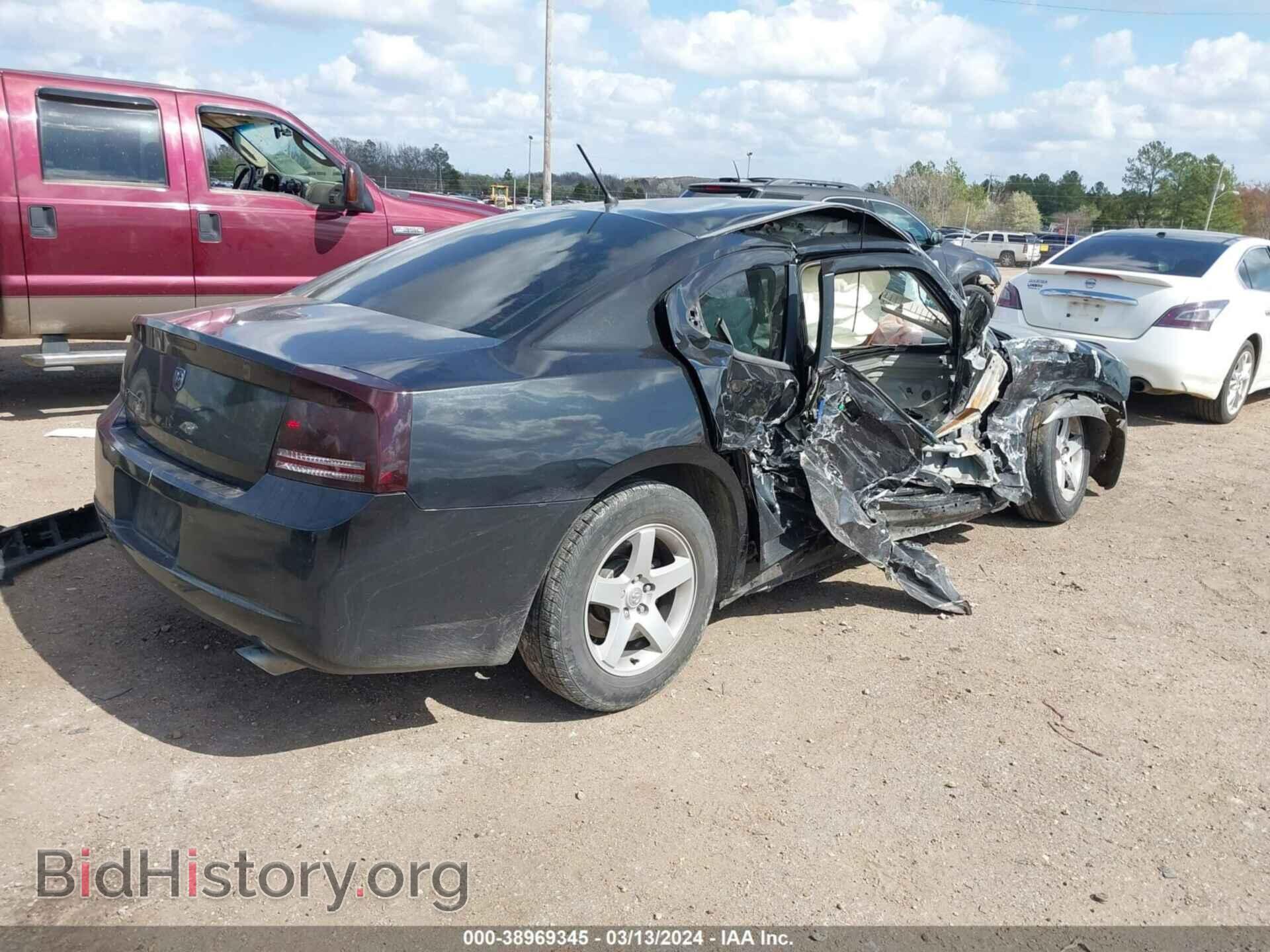 2008 DODGE CHARGER - VIN: 2B3LA43RX8H180494 - Фото 4