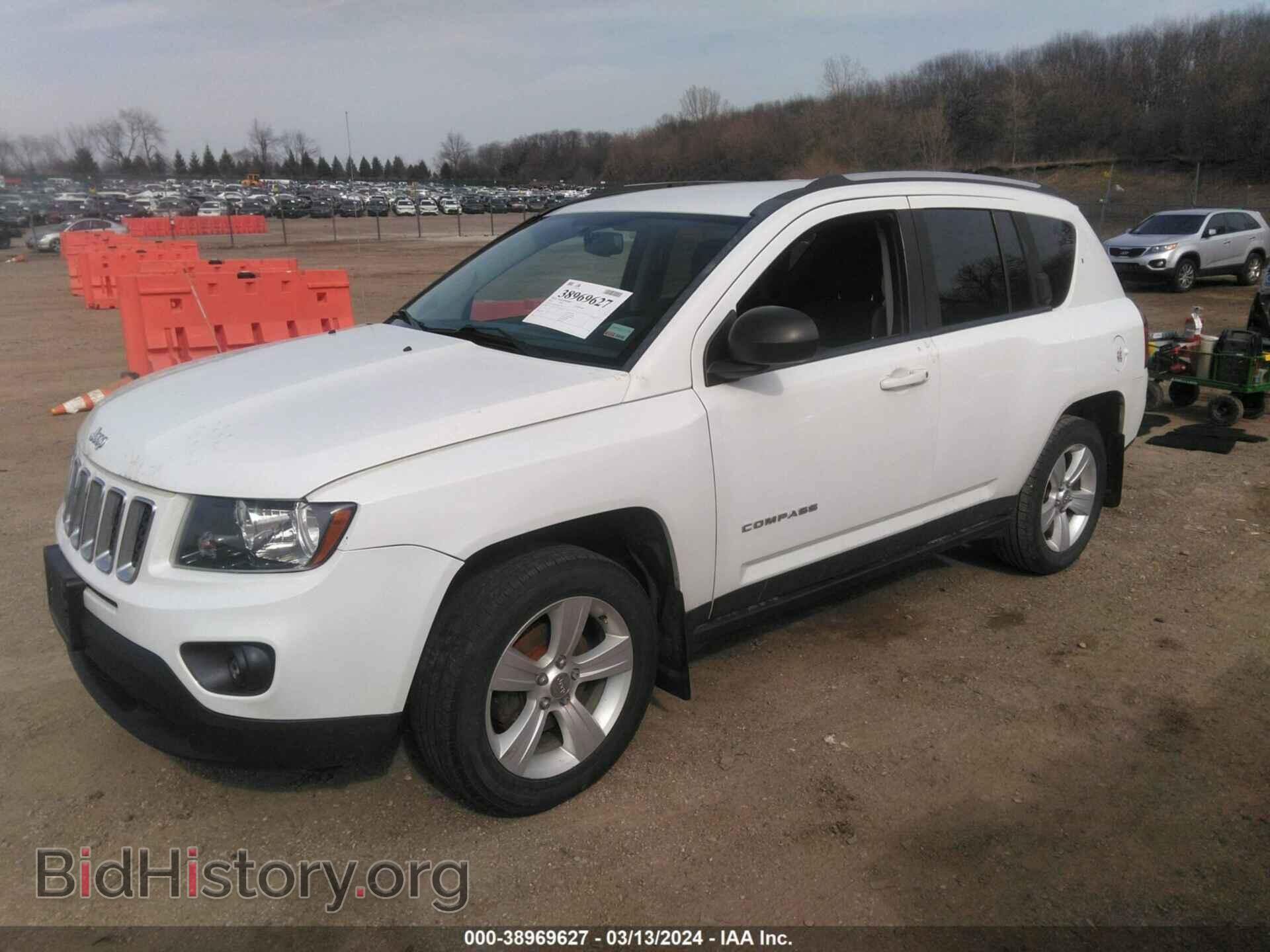 2016 JEEP COMPASS - VIN: 1C4NJCBA2GD611130 - Фото 2