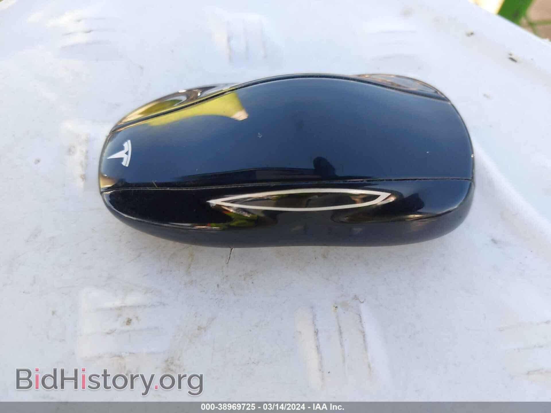 2014 TESLA MODEL S - VIN: 5YJSA1H11EFP43798 - Фото 11