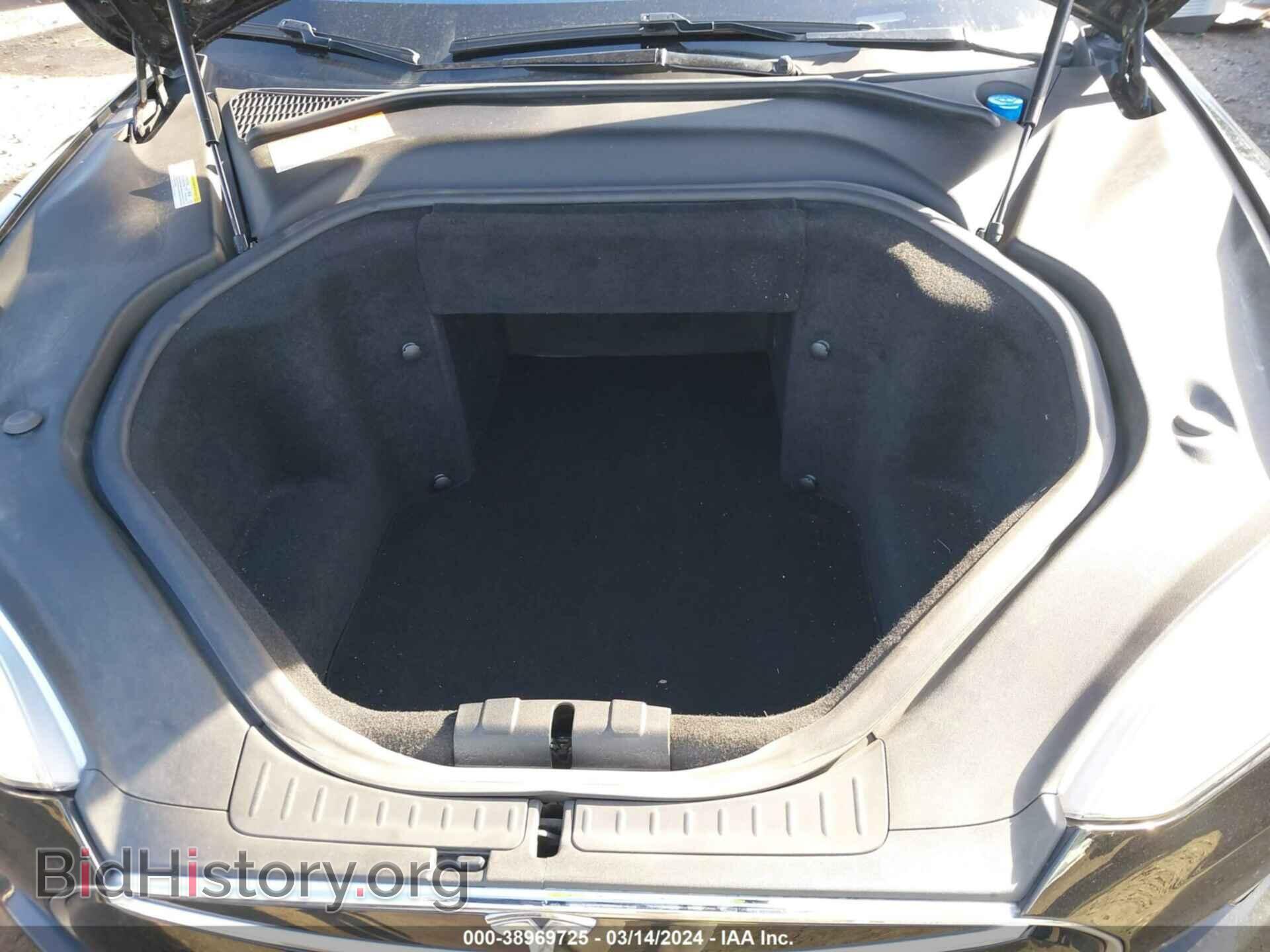 2014 TESLA MODEL S - VIN: 5YJSA1H11EFP43798 - Фото 10