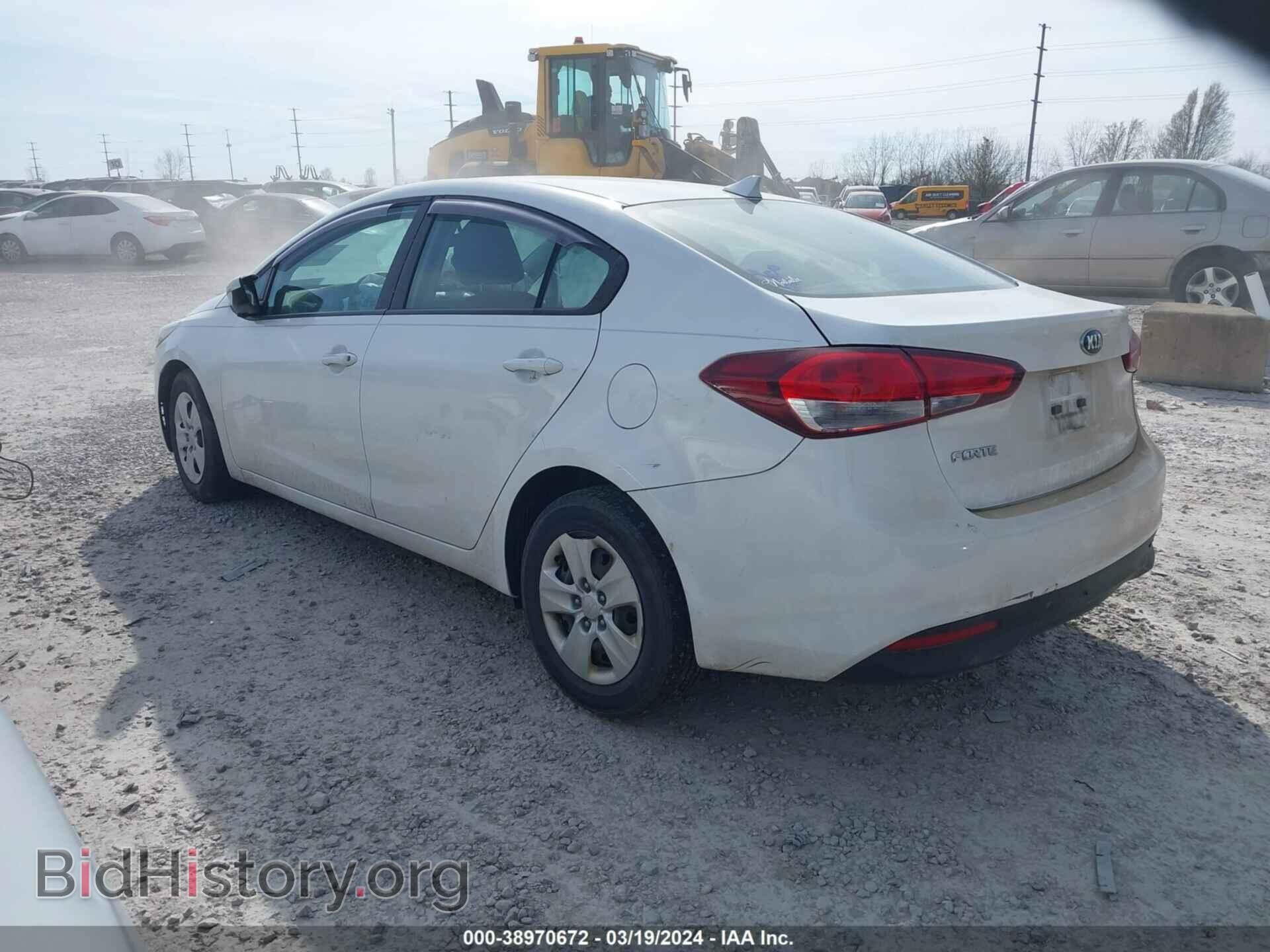 2017 KIA FORTE - VIN: 3KPFK4A72HE063868 - Фото 3