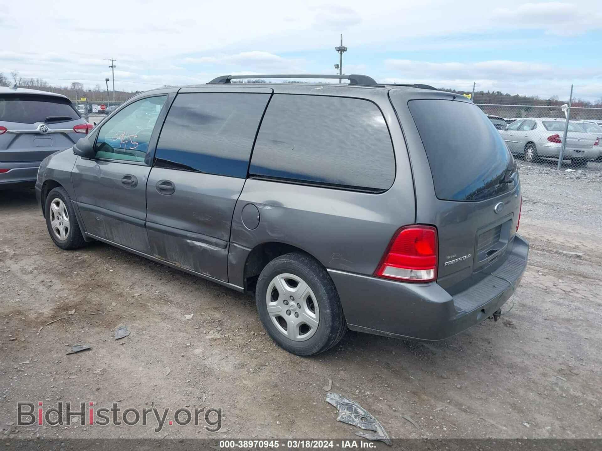 2006 FORD FREESTAR - VIN: 2FMZA51676BA05266 - Фото 3