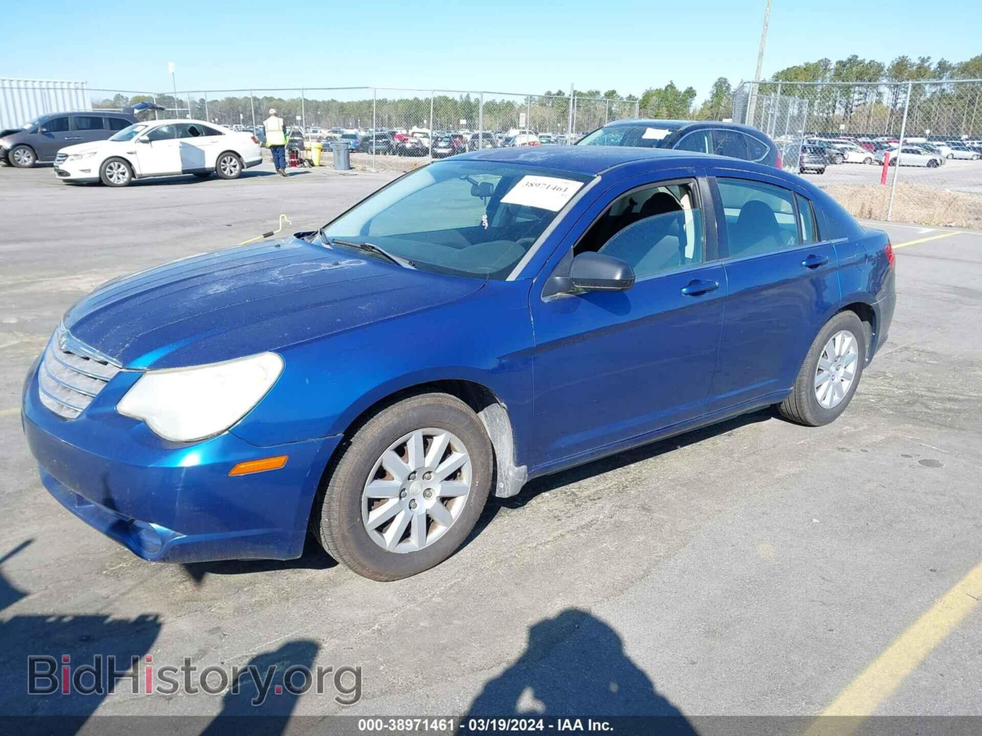 2009 CHRYSLER SEBRING - VIN: 1C3LC46B29N517793 - Фото 2
