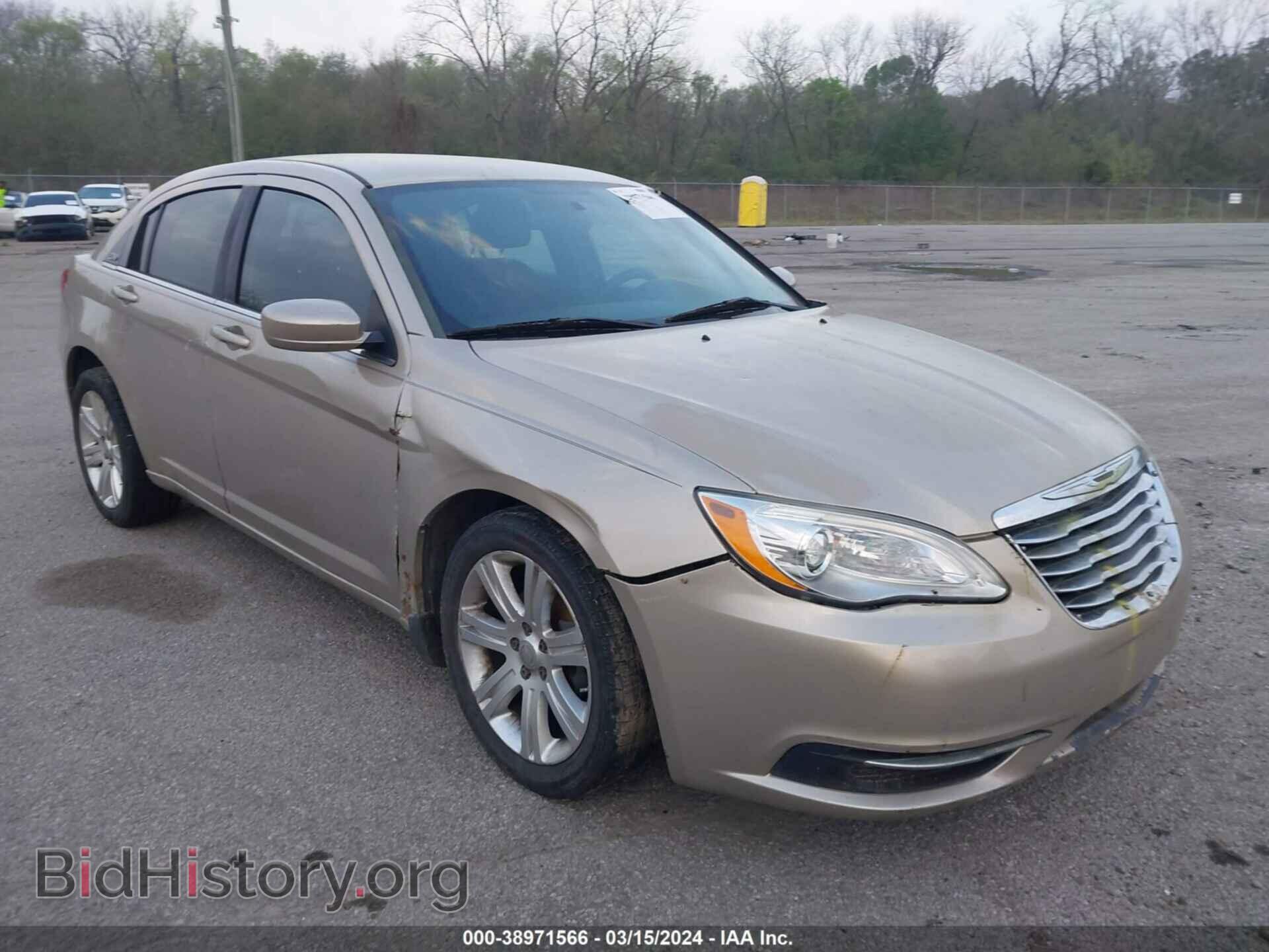 Фотография 1C3CCBAB3DN715206 - CHRYSLER 200 2013