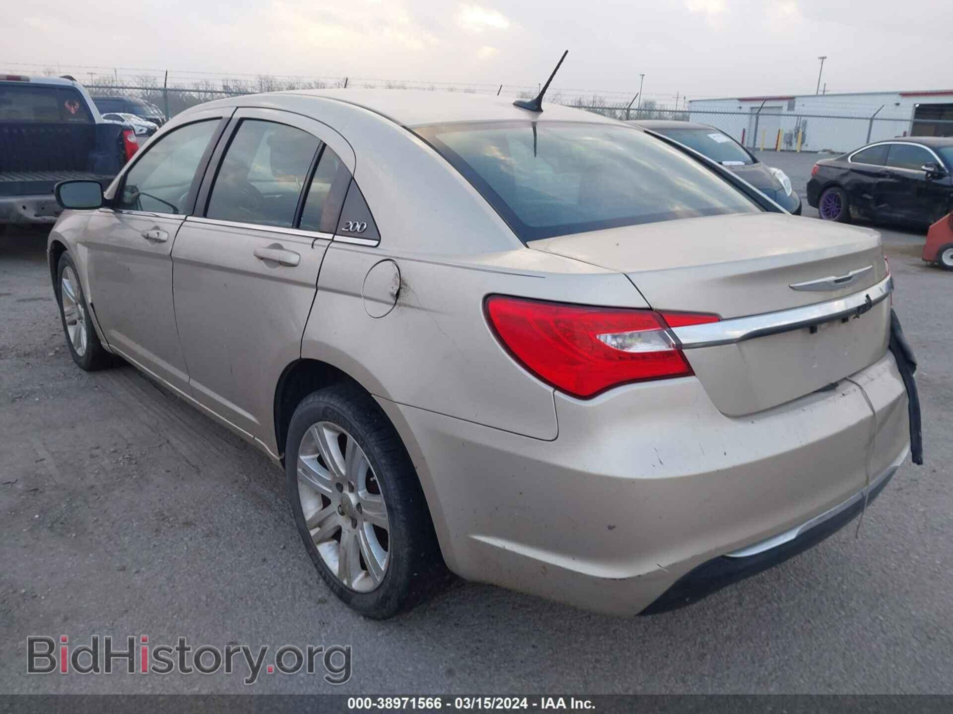 2013 CHRYSLER 200 - VIN: 1C3CCBAB3DN715206 - Фото 3