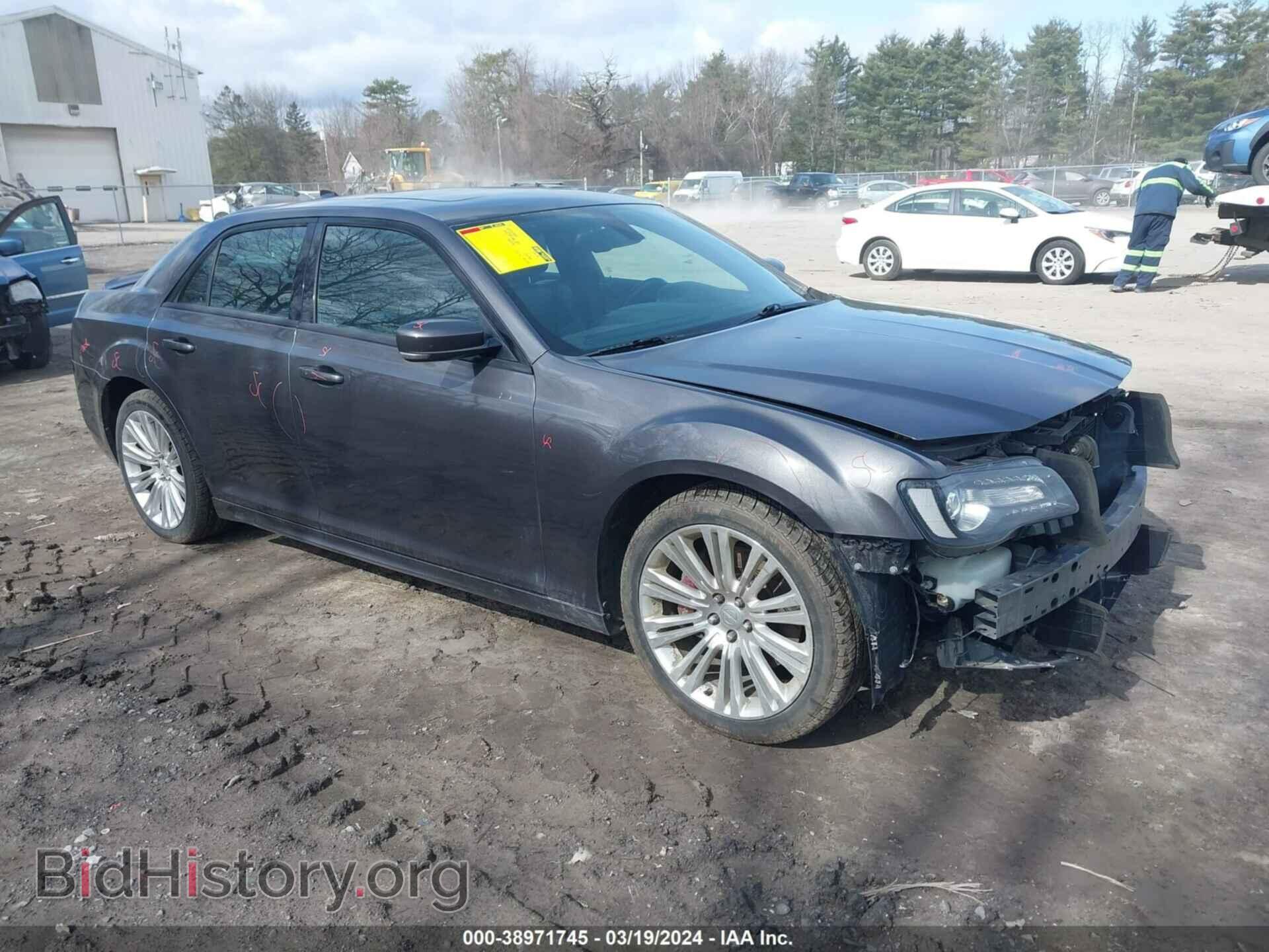 Фотография 2C3CCABT3GH307982 - CHRYSLER 300 2016