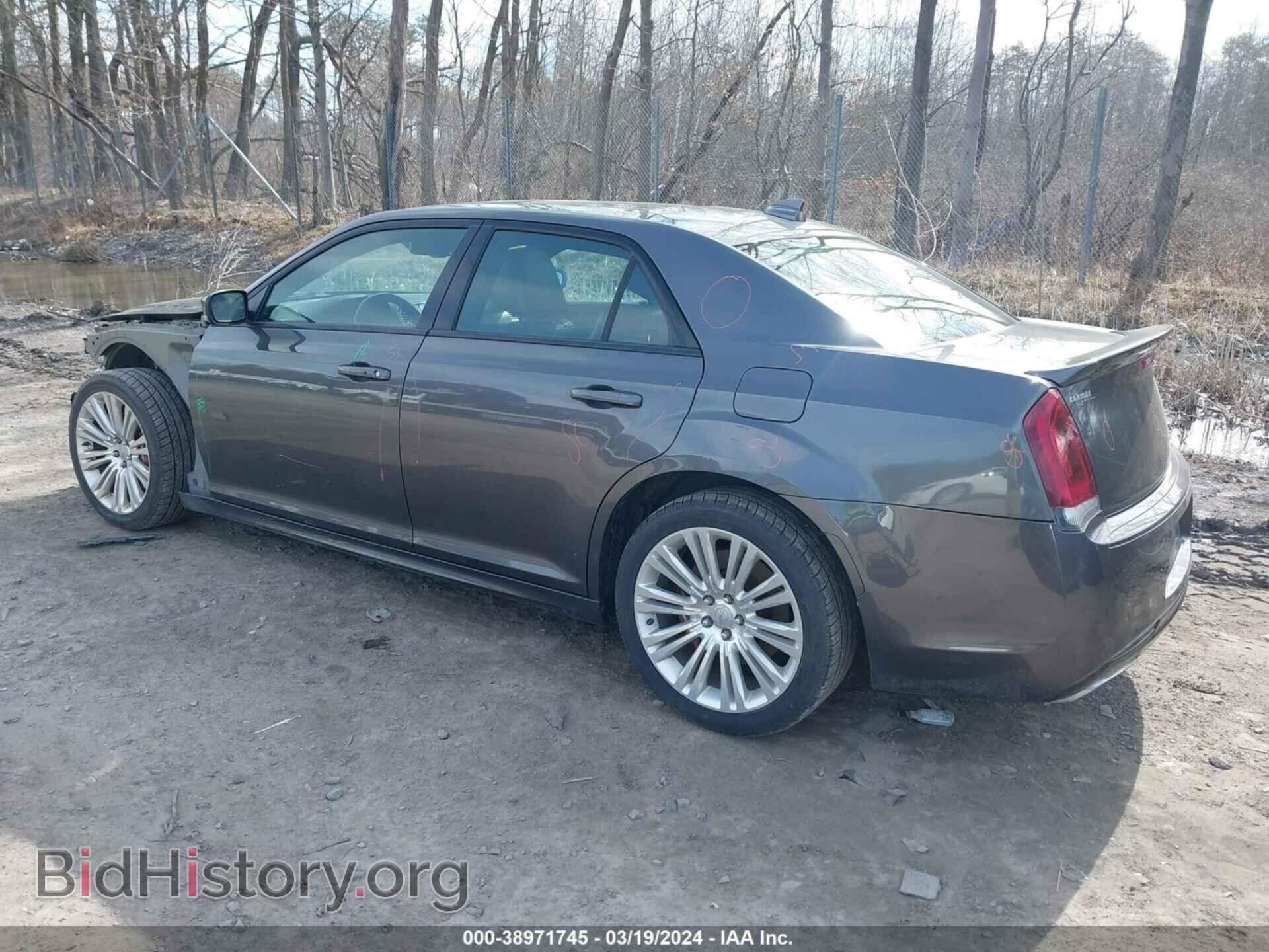 2016 CHRYSLER 300 - VIN: 2C3CCABT3GH307982 - Фото 3